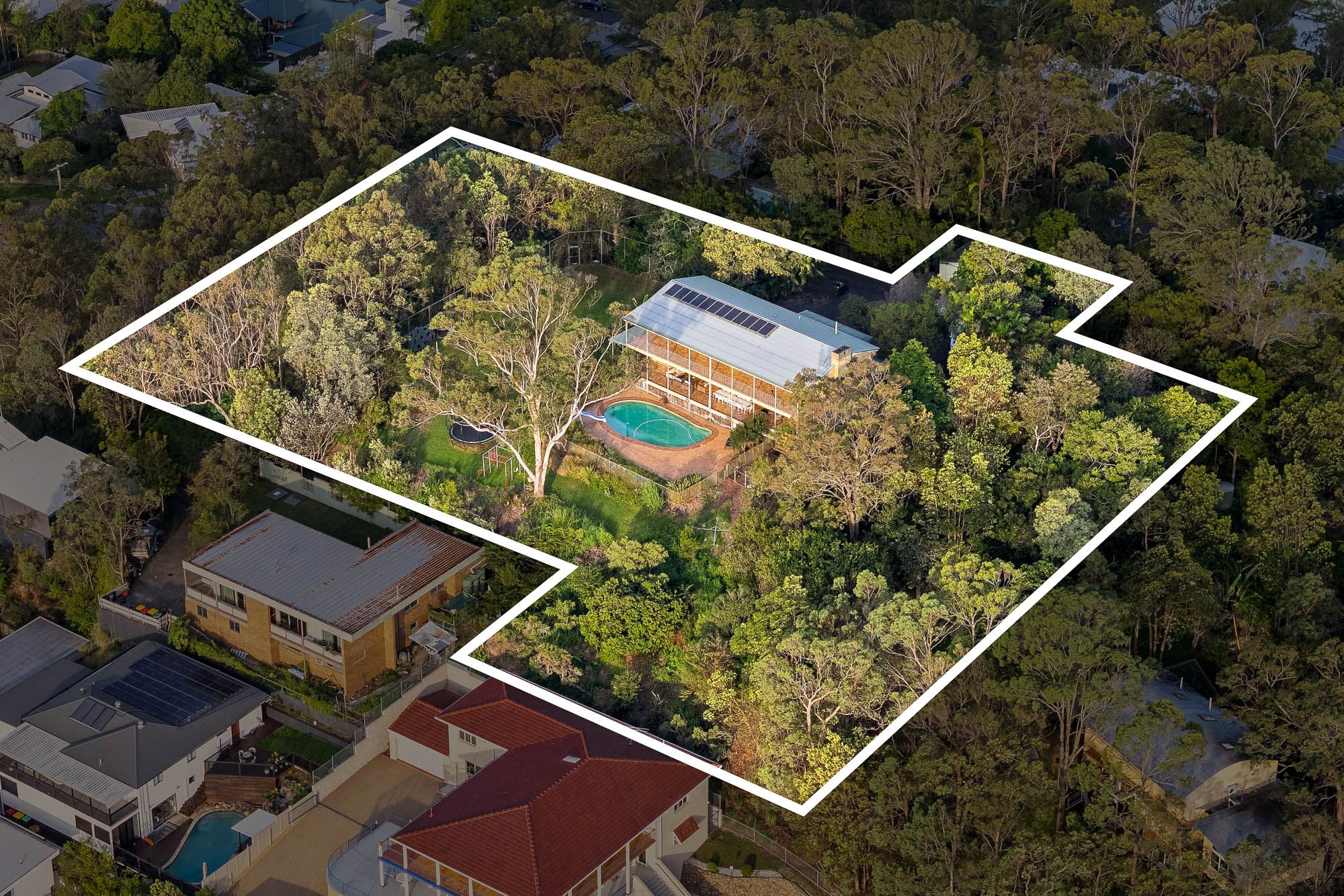 33-35 Castle Hill Street, Holland Park West, QLD 4121