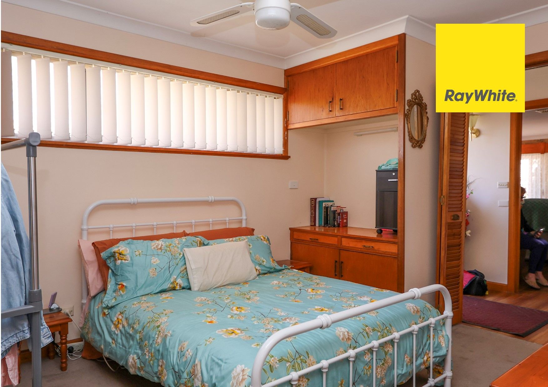 32 Gilchrist Street — photo 7 of 17