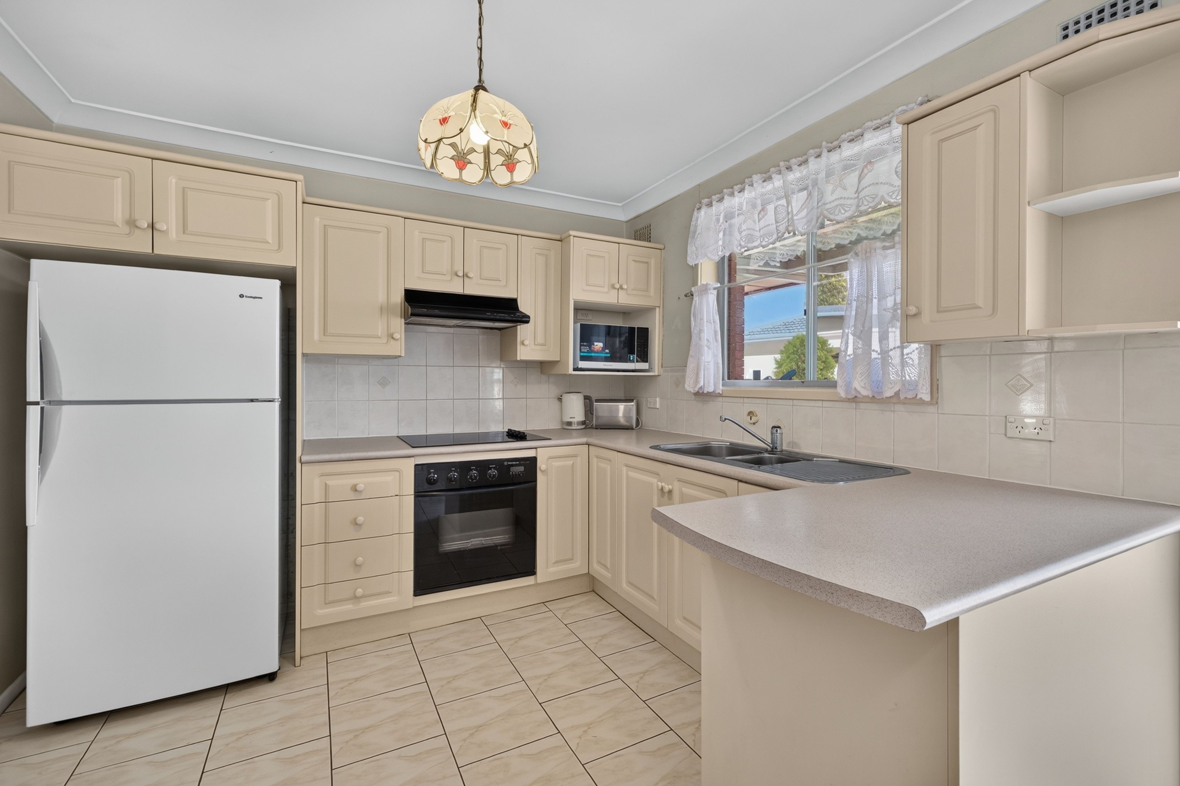 48 Peachtree Avenue — photo 8 of 19