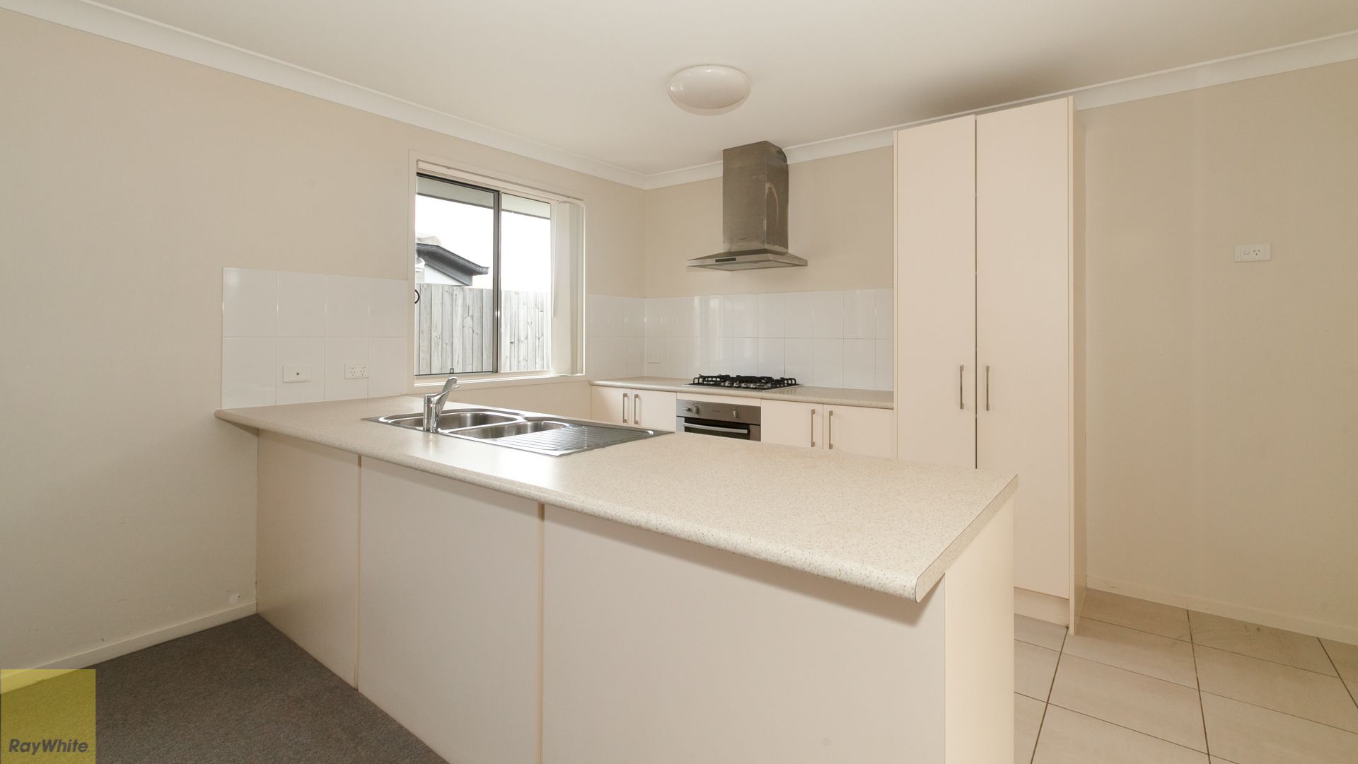 15 Hallvard Crescent, Augustine Heights, QLD 4300
