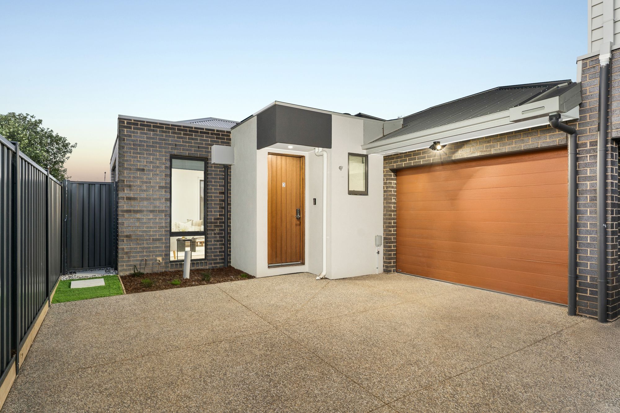 24 Stenhouse Avenue, Brooklyn VIC 3012