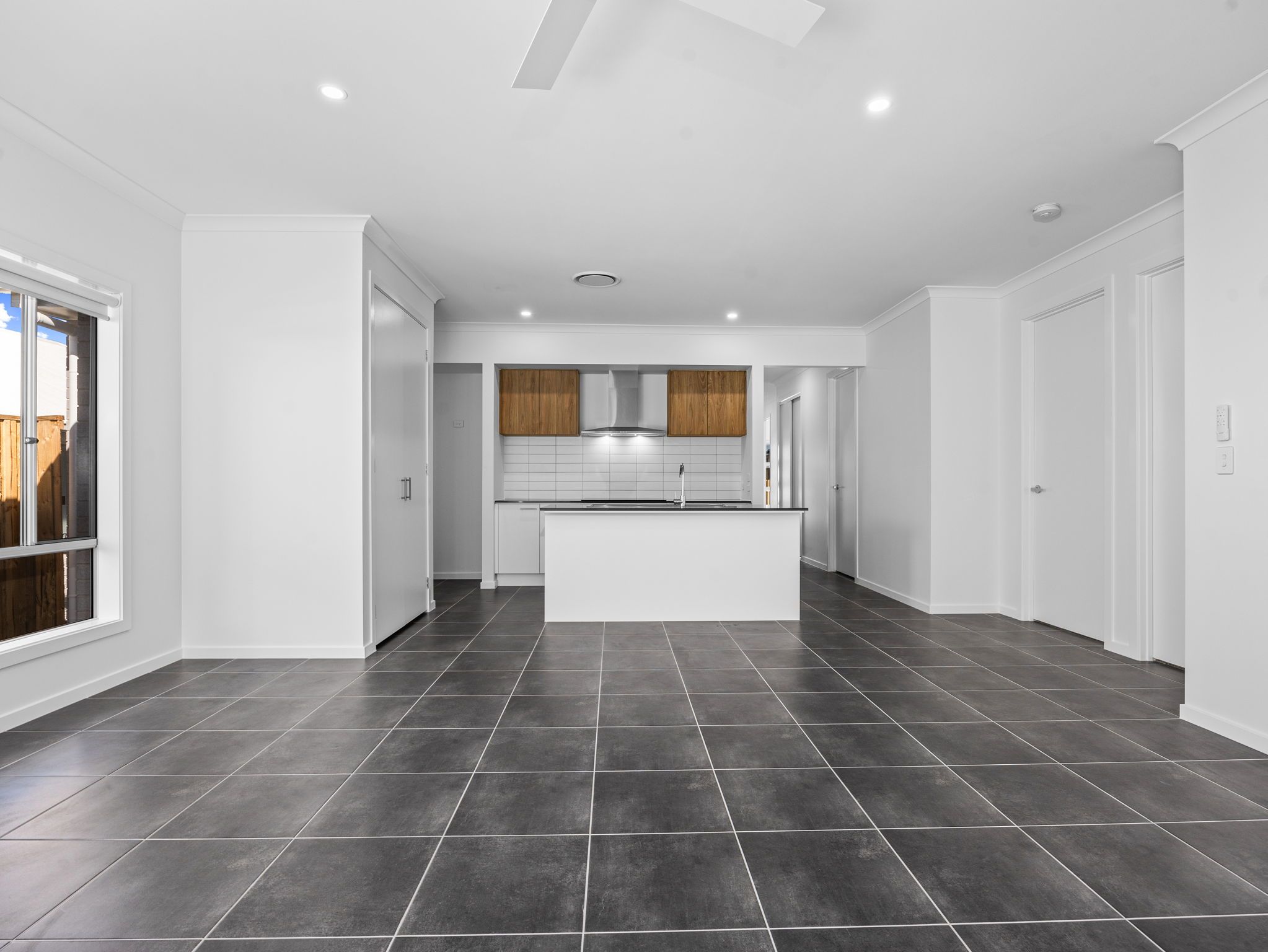 6 Legacy Drive, Flinders View, QLD 4305
