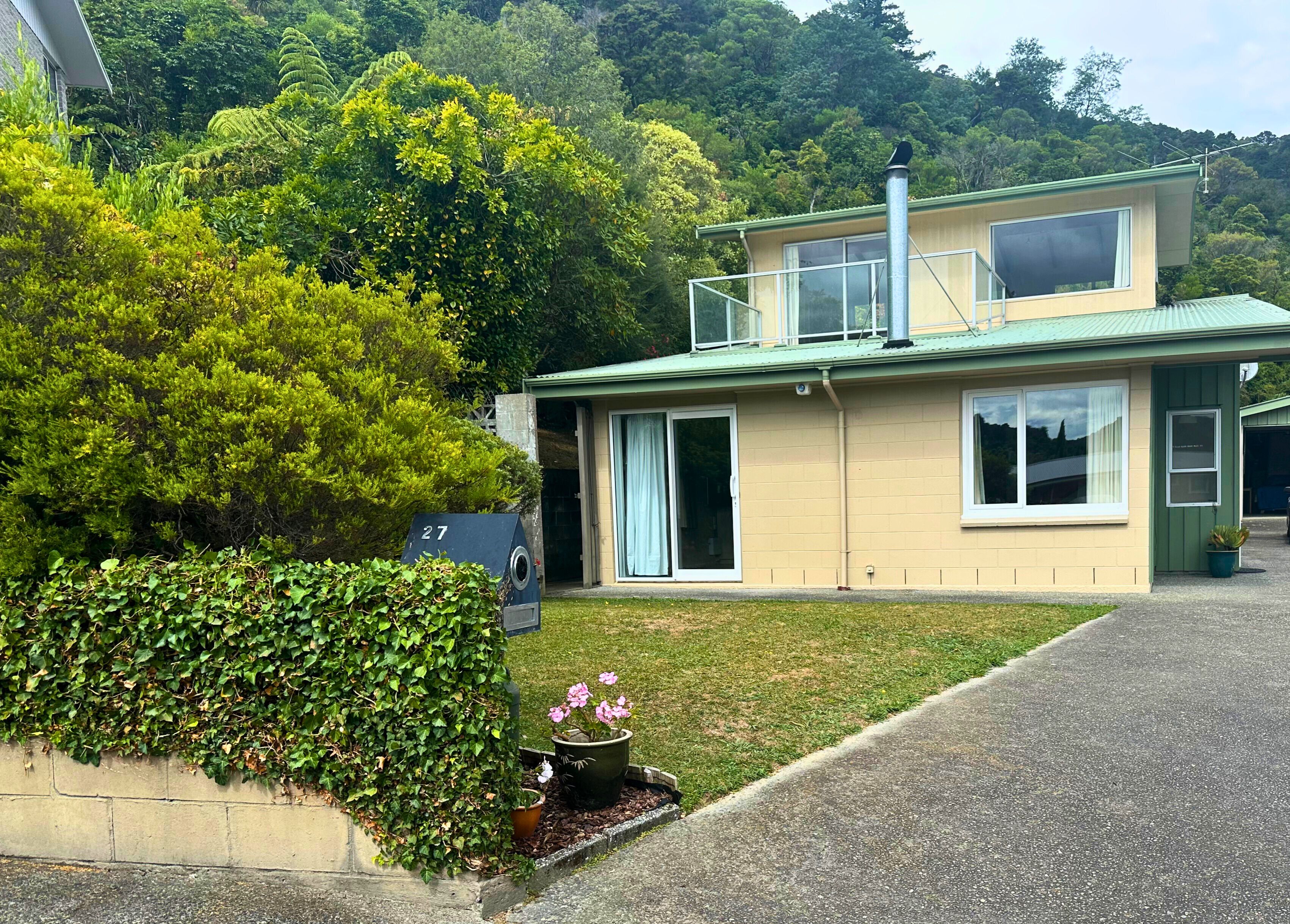 27 Seaview Crescent, Picton, Marlborough District