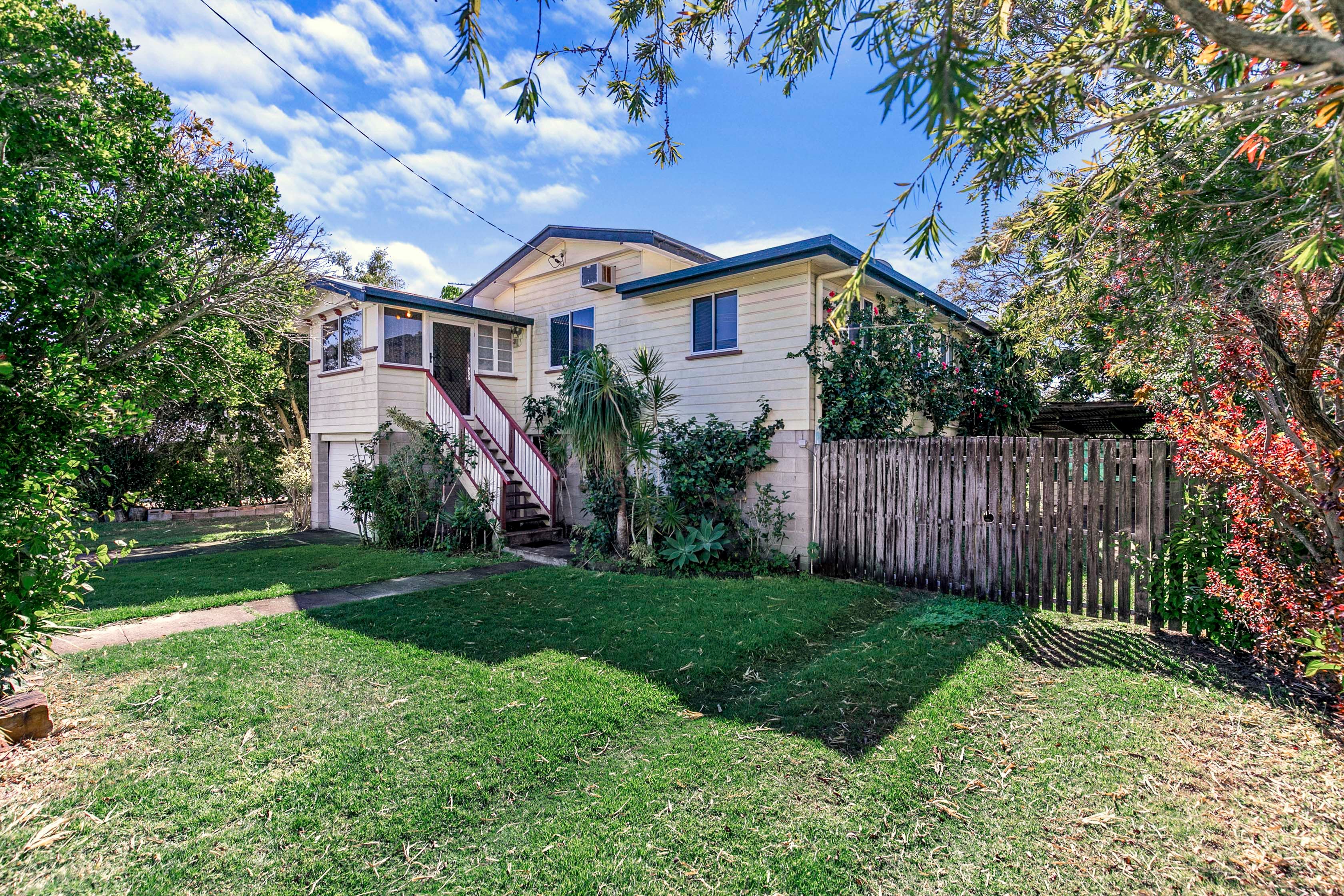44 King Street, Urangan, QLD 4655