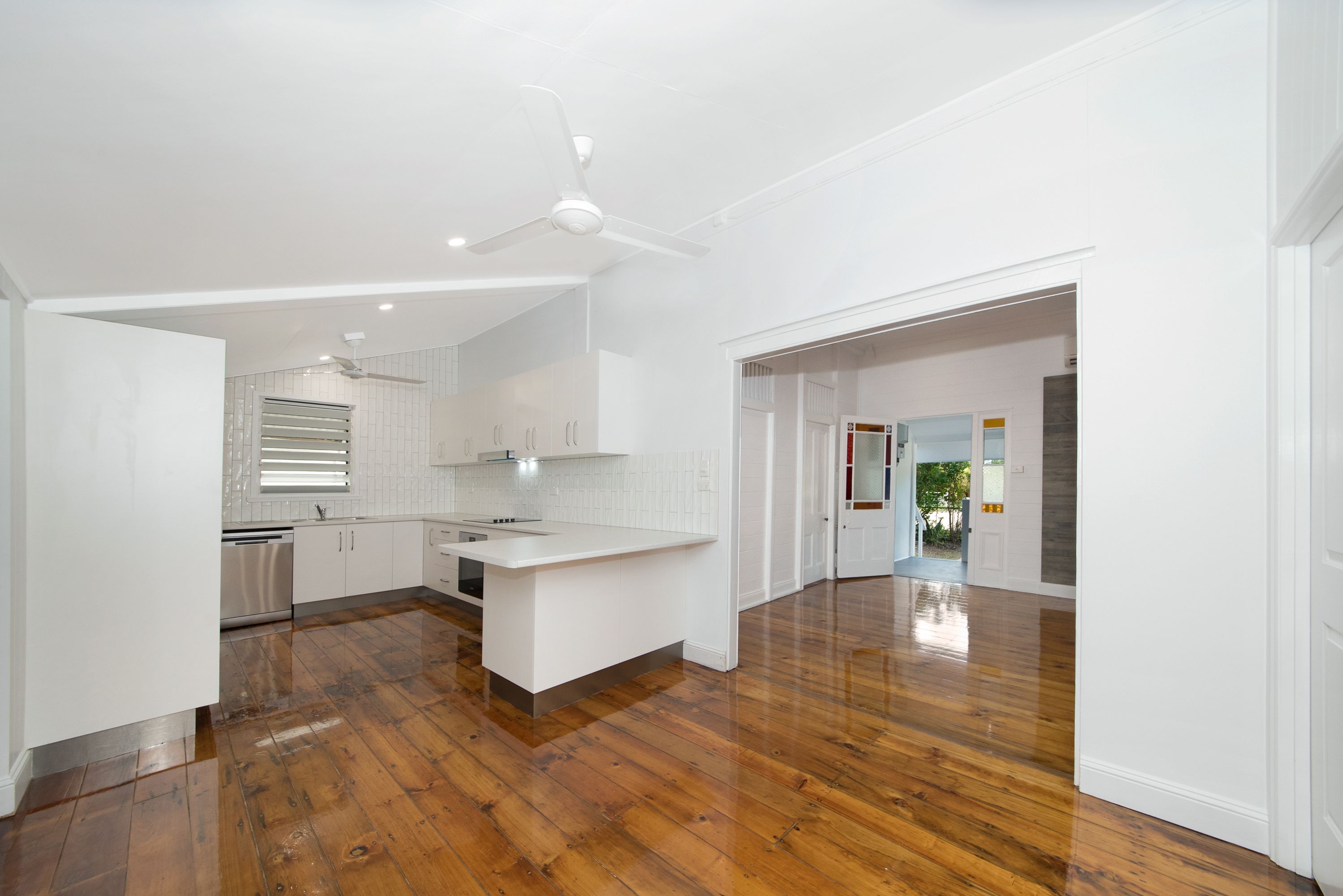 24 Ahearne Street, Hermit Park, QLD 4812