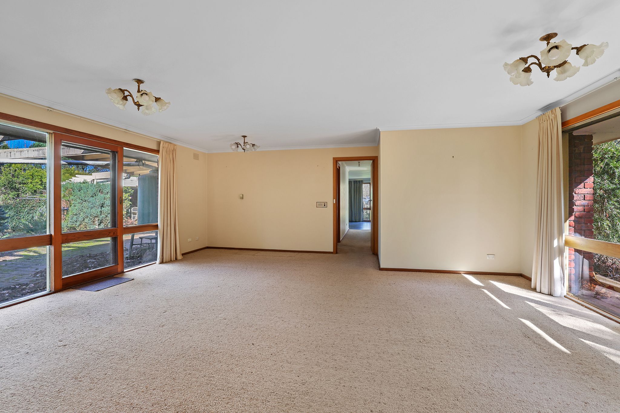 24-26 Waddell Road — photo 7 of 27