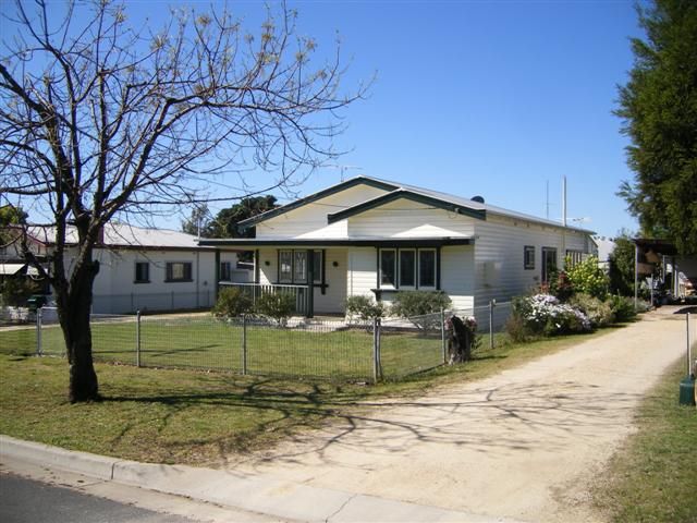 11 Herbert Street, Inverell, NSW 2360