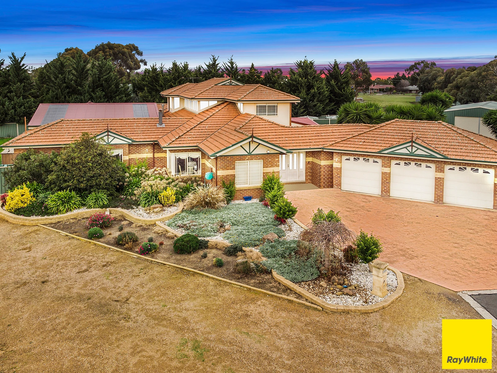 2 Juno Close, Hoppers Crossing, VIC 3029