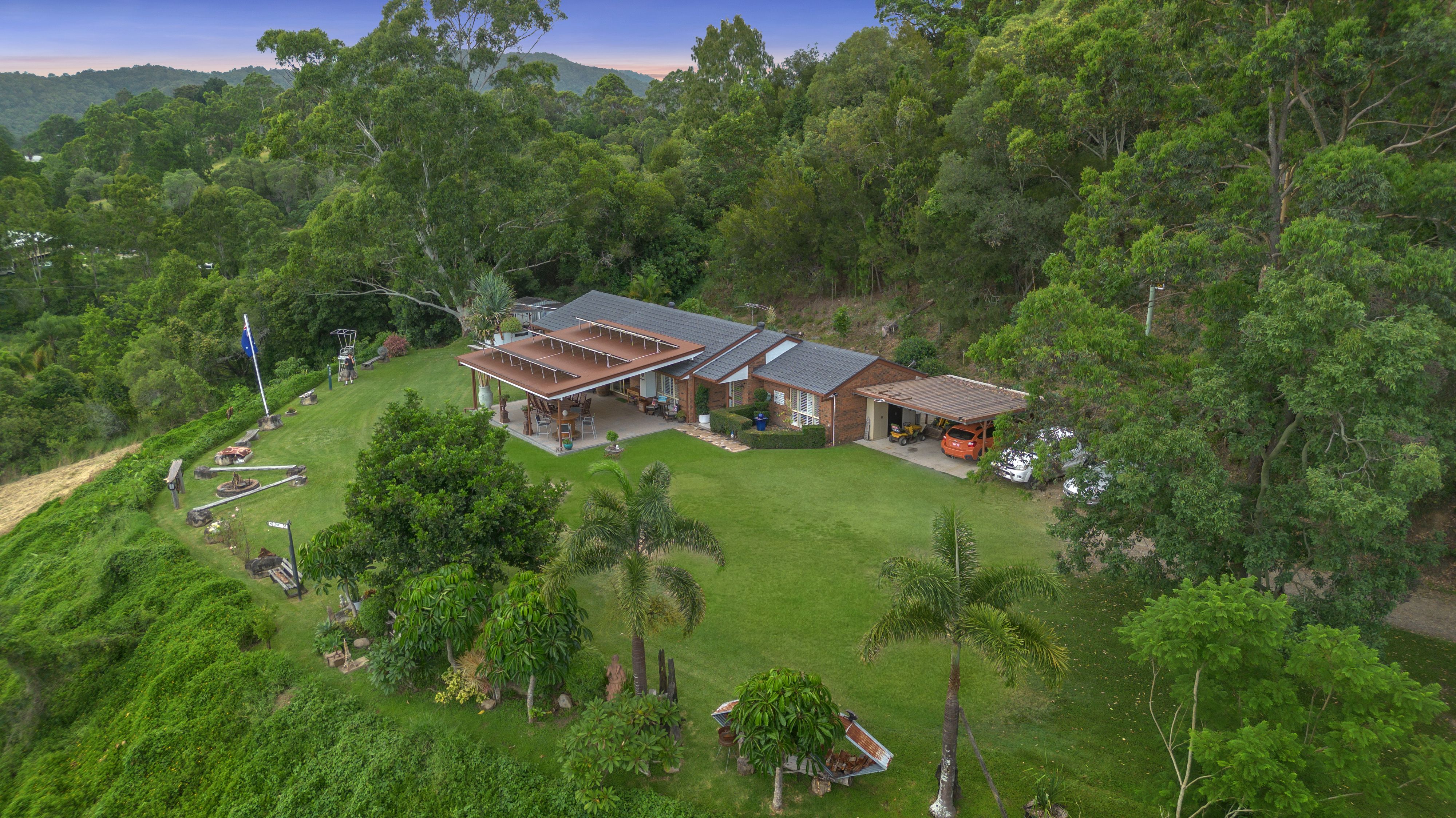 869 Eatons Crossing Road, Draper, QLD 4520
