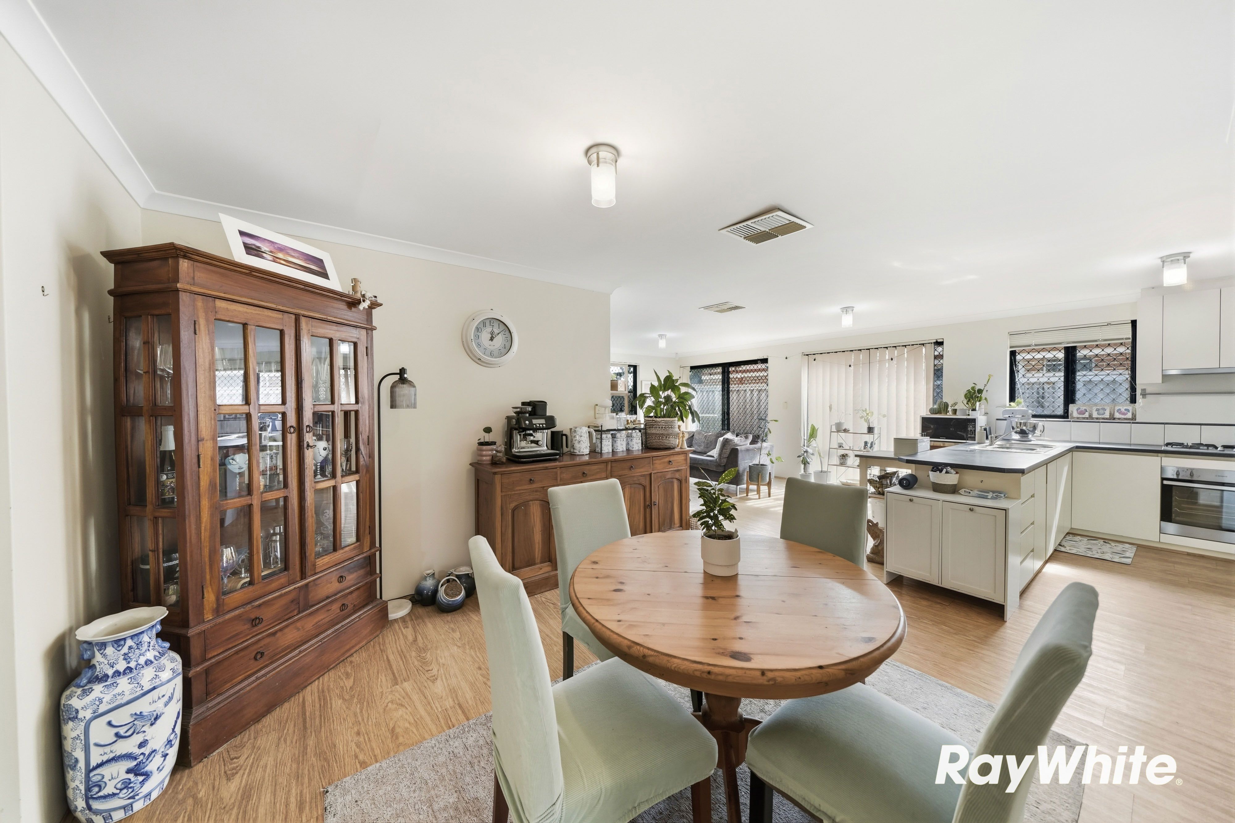 3 Silver Swan Road — photo 6 of 25