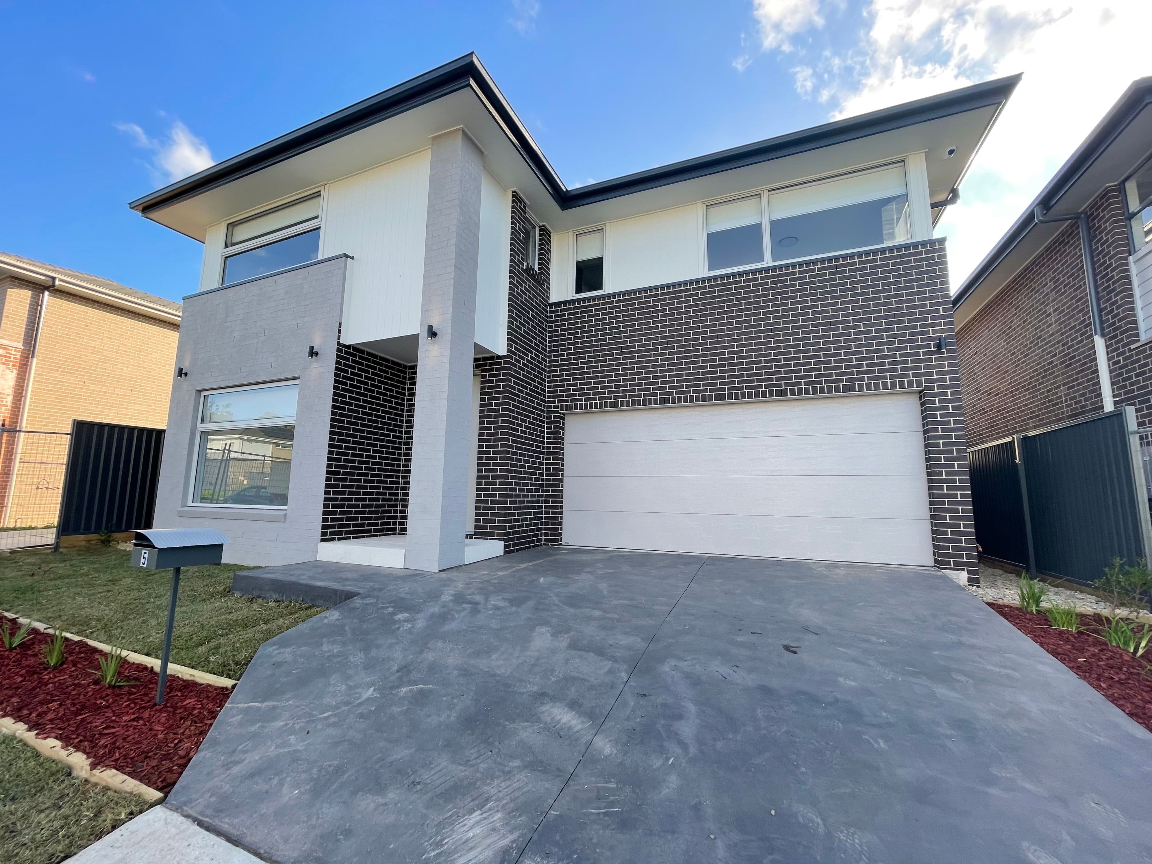 5 Rosebuds Circuit, Leppington, NSW 2179