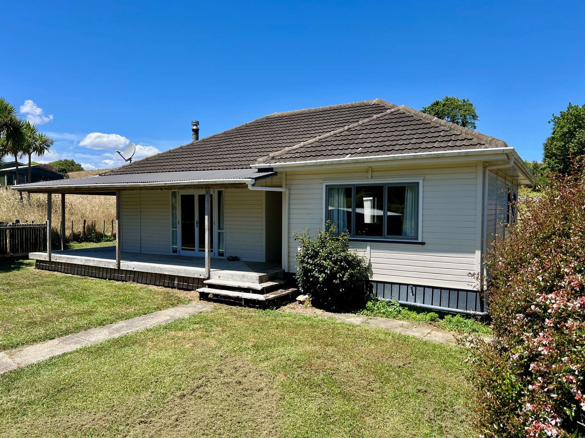 951 Te Akau Road photo 0