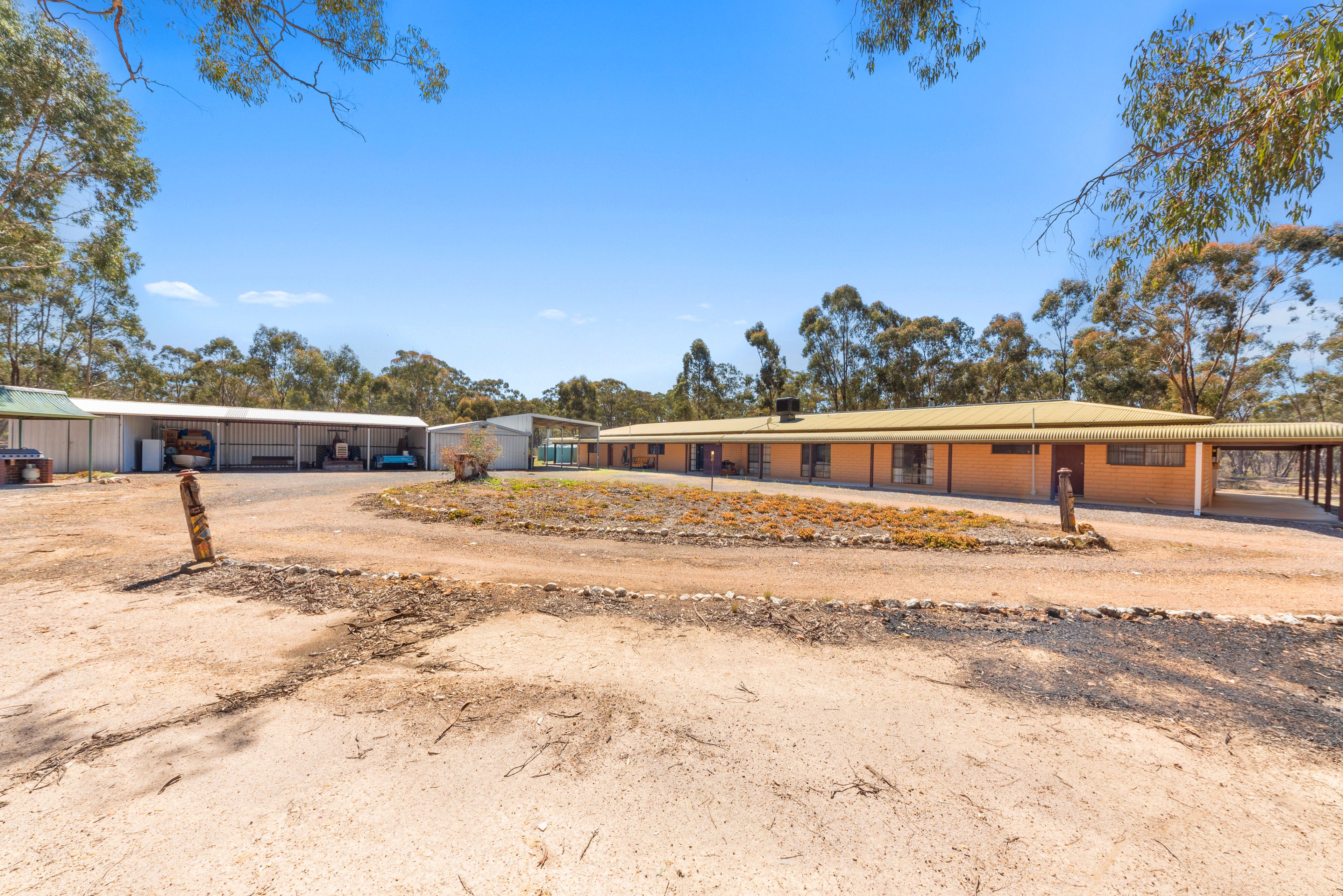 572 Tarnagulla-Laanecoorie Road, Laanecoorie, VIC 3463