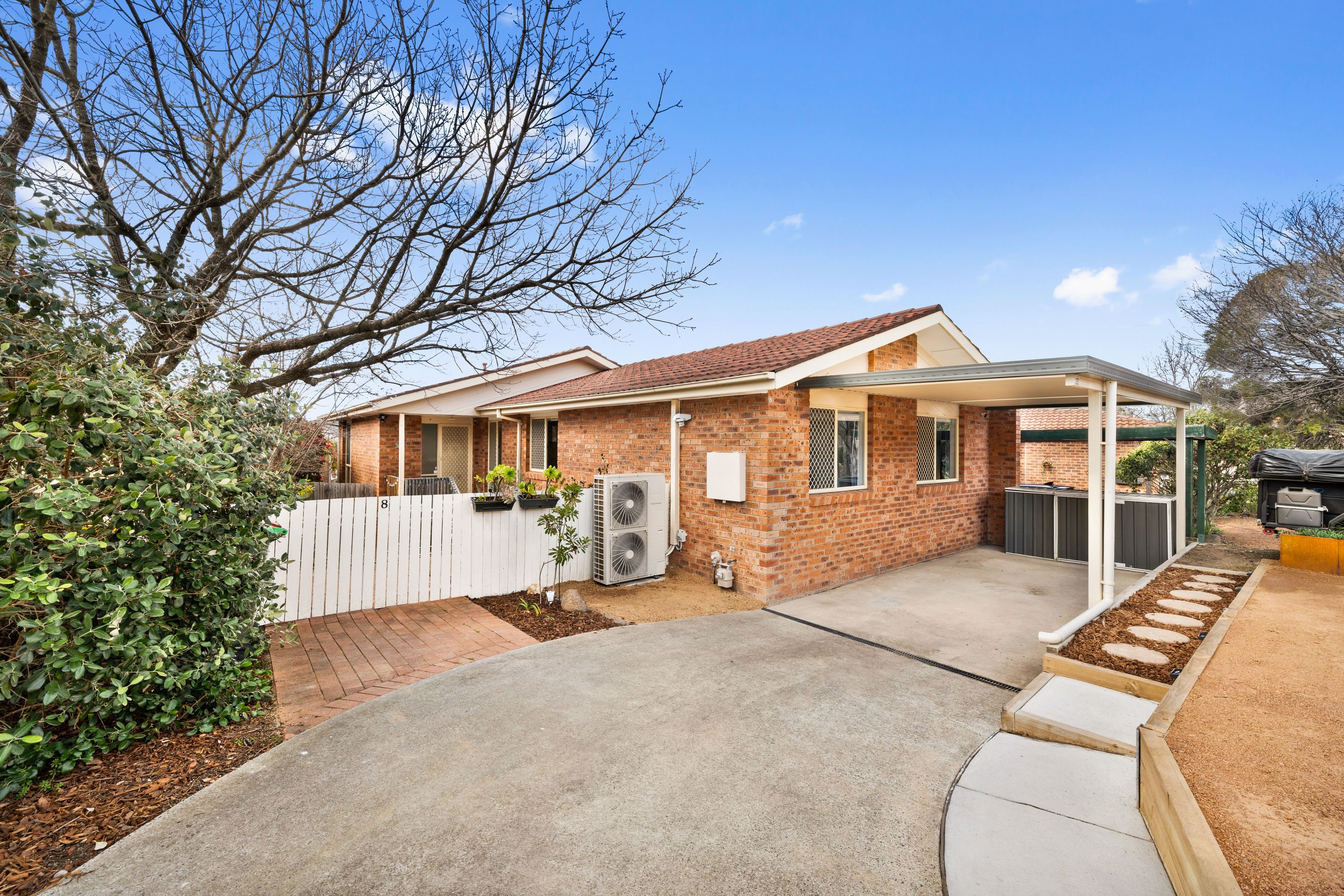 8 Schofield Place, Gordon, ACT 2906
