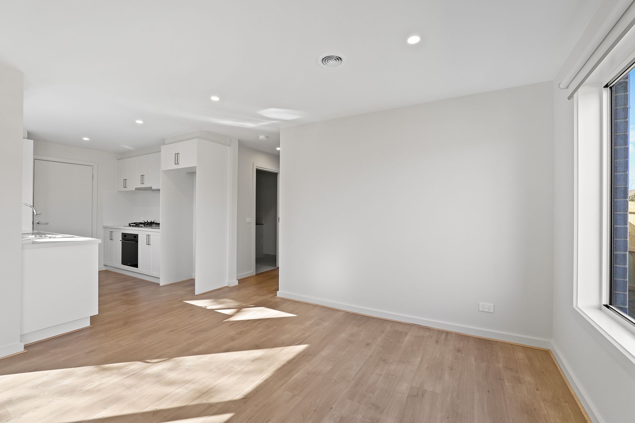 4/23 Flinders Road — photo 10 of 16