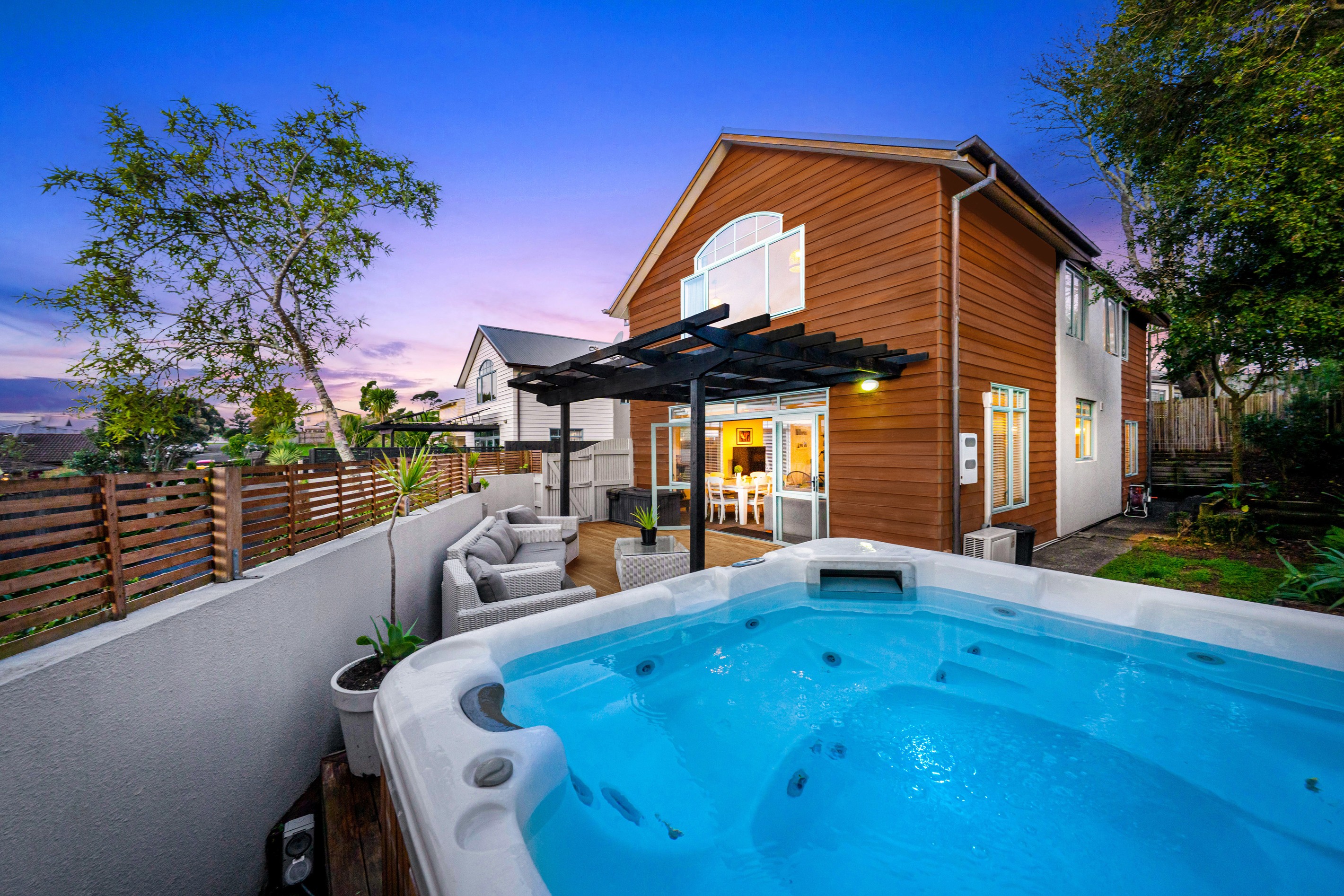 52B James Laurie Street, Henderson, Waitakere City