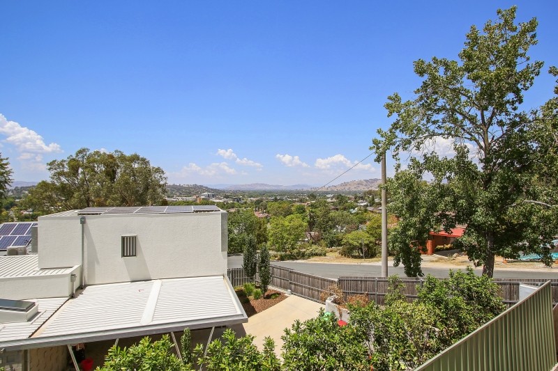 619 Read Place, Albury, NSW 2640