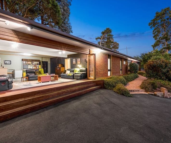 51-53 Drayton Crescent, Park Orchards, VIC 3114