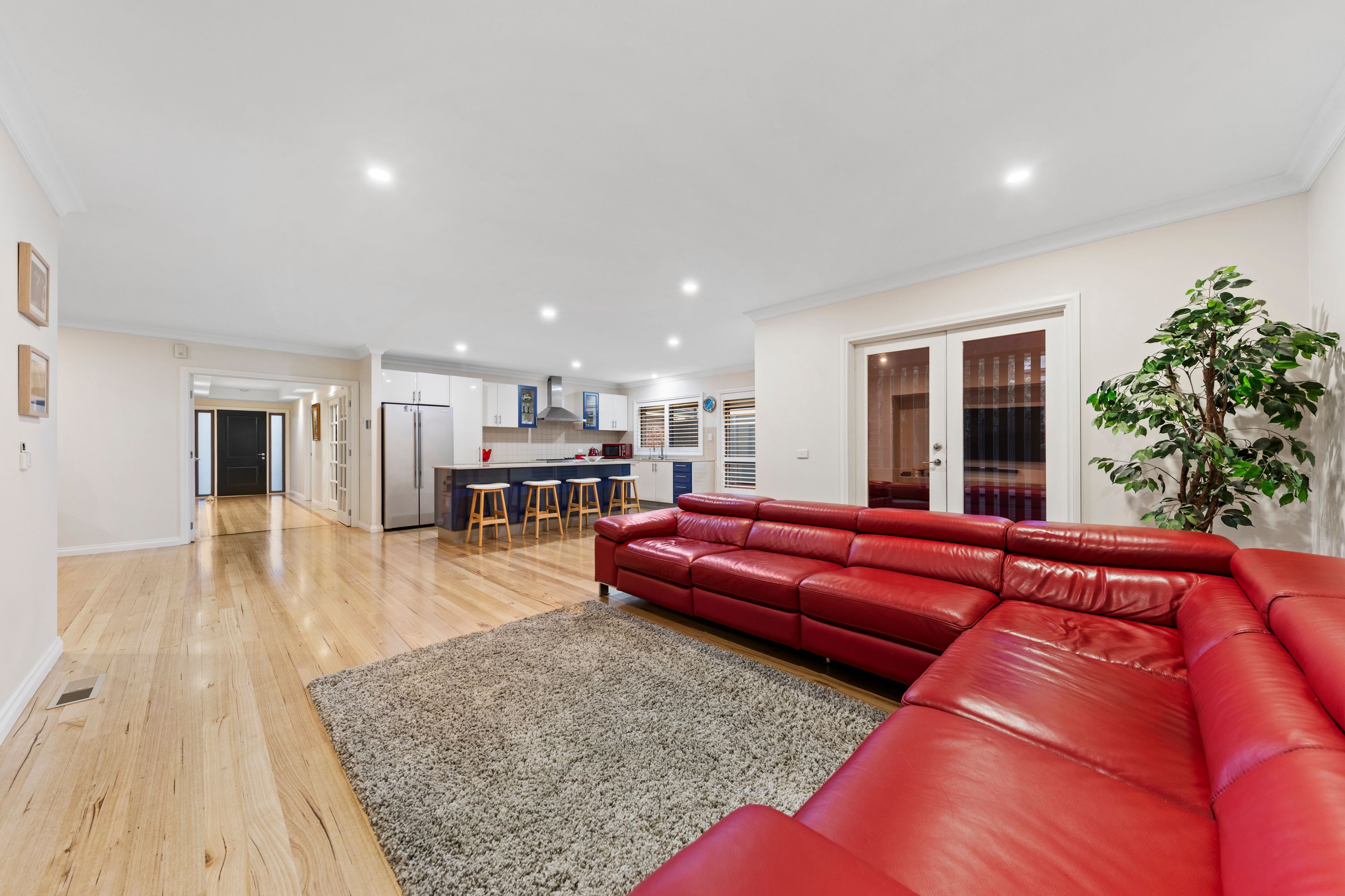 16 Wills Avenue — photo 9 of 30