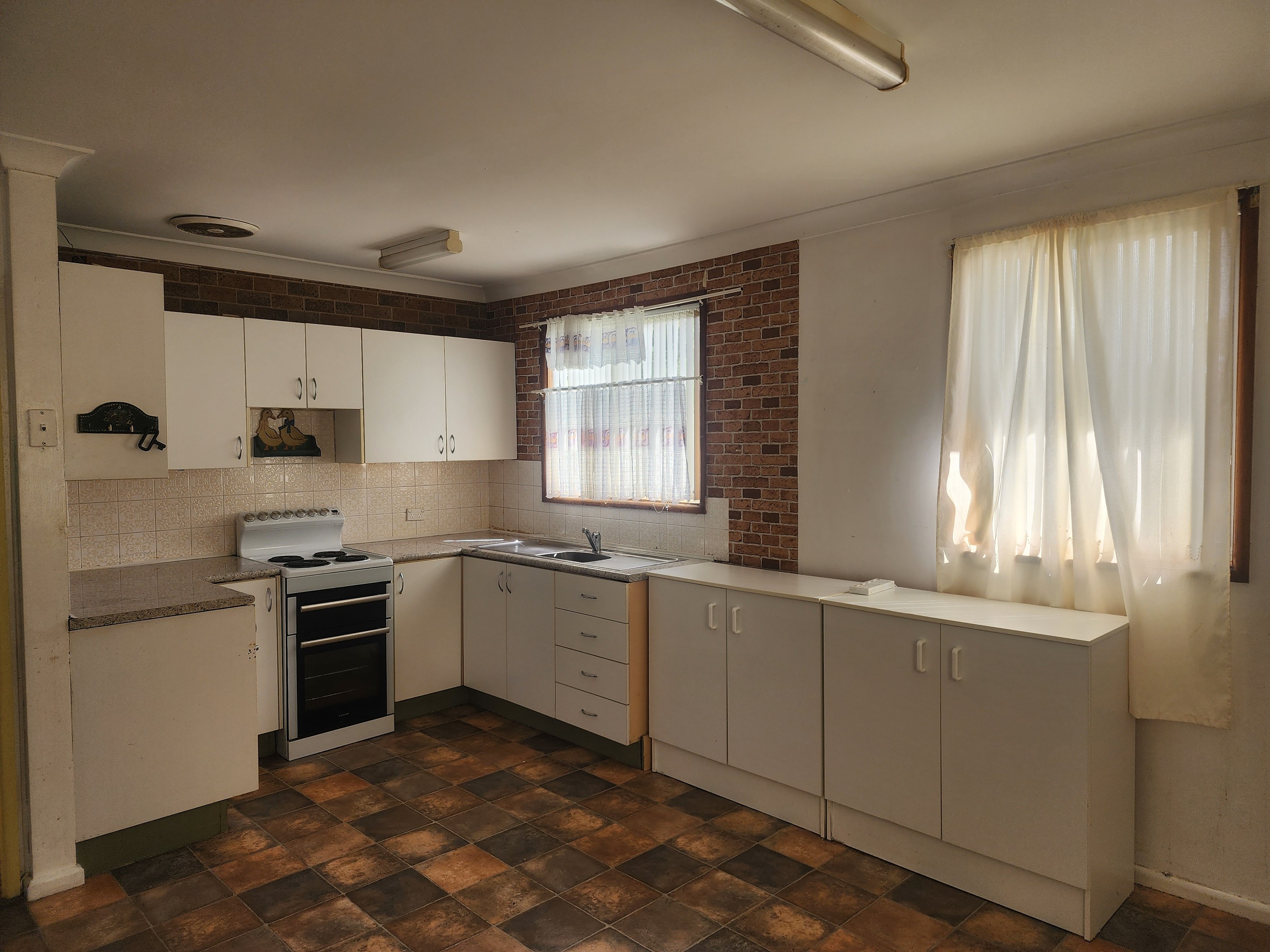 11 Landa Street, Lithgow, NSW 2790