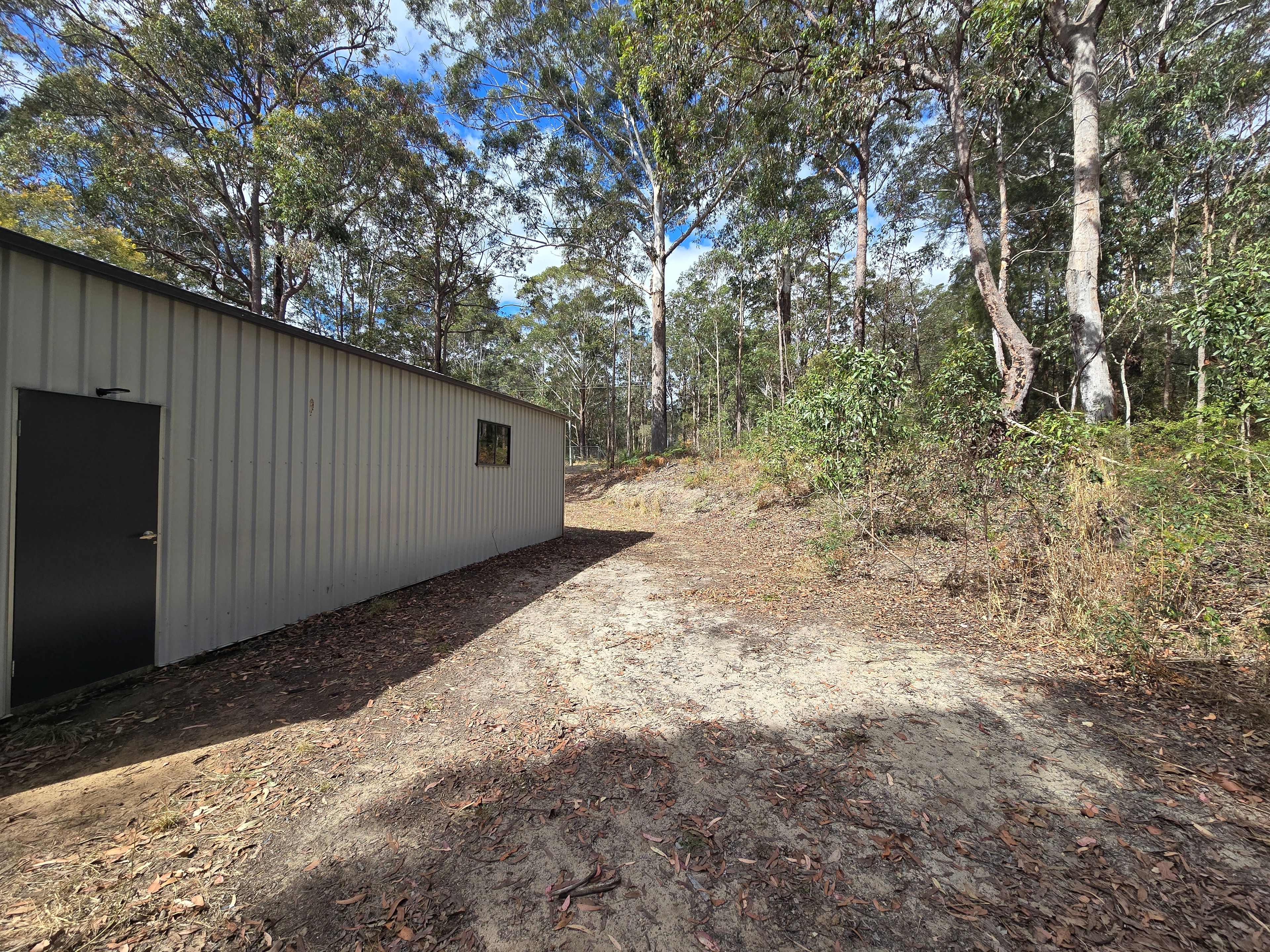 11 Pinnell Road — photo 6 of 11