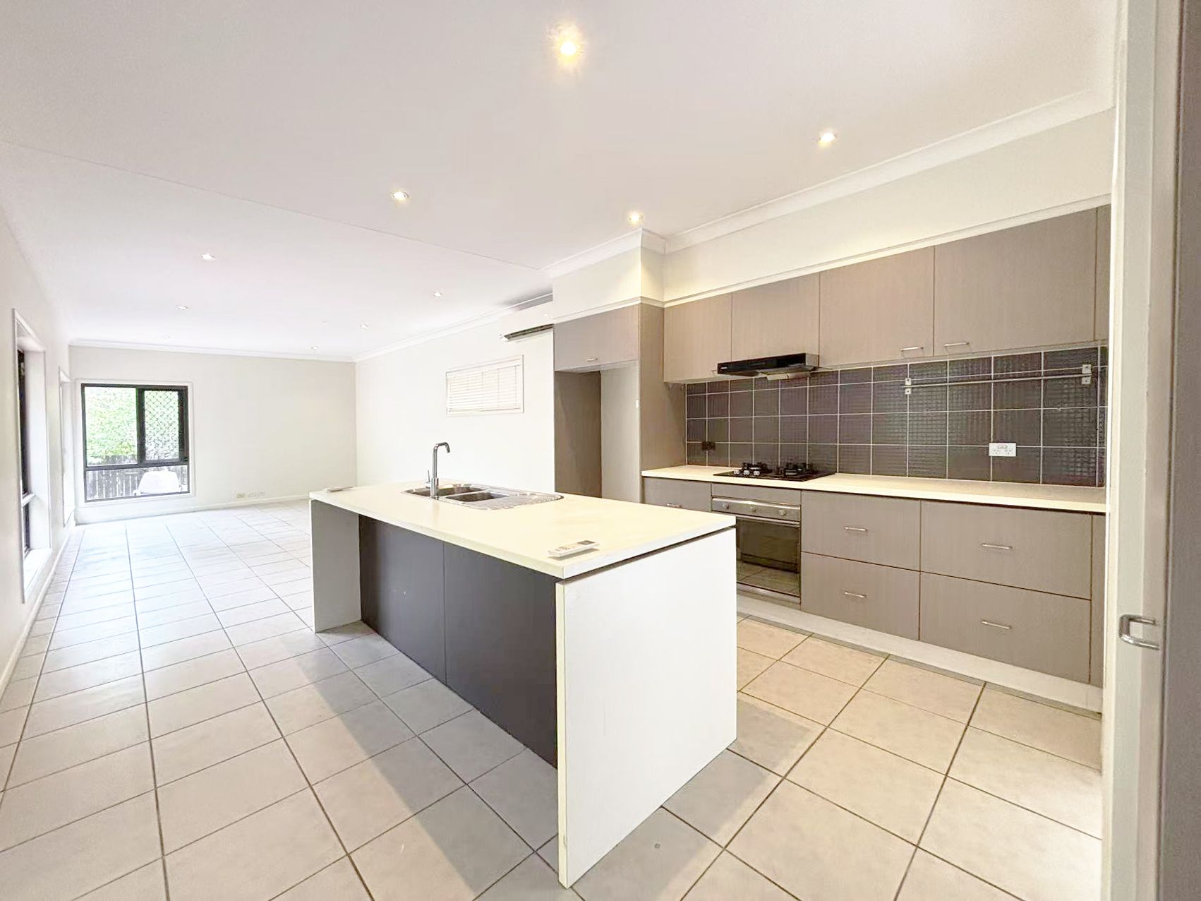 17 ALDEA Place, Stretton, QLD 4116