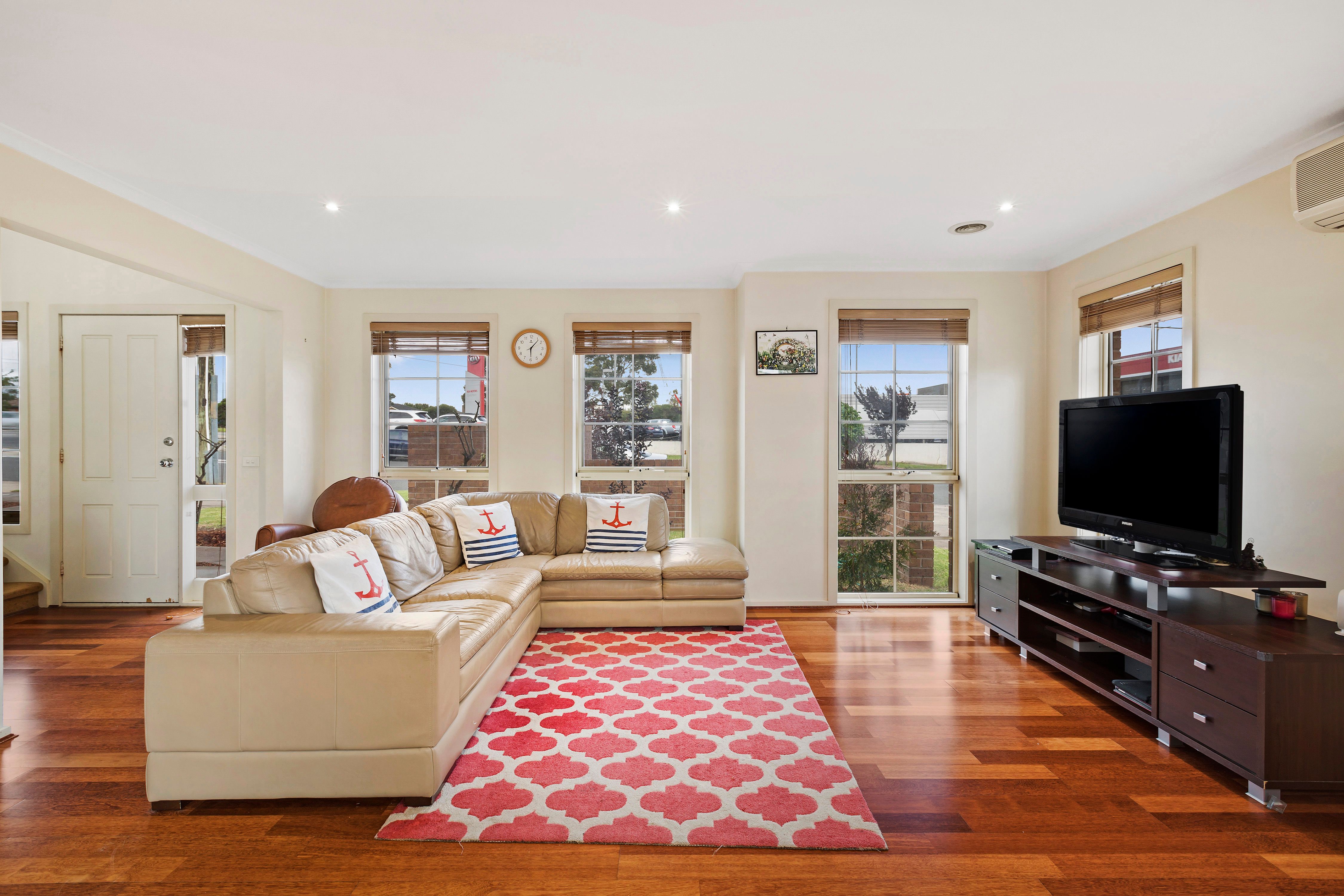 8/3 Neerim Grove, Hughesdale, VIC 3166