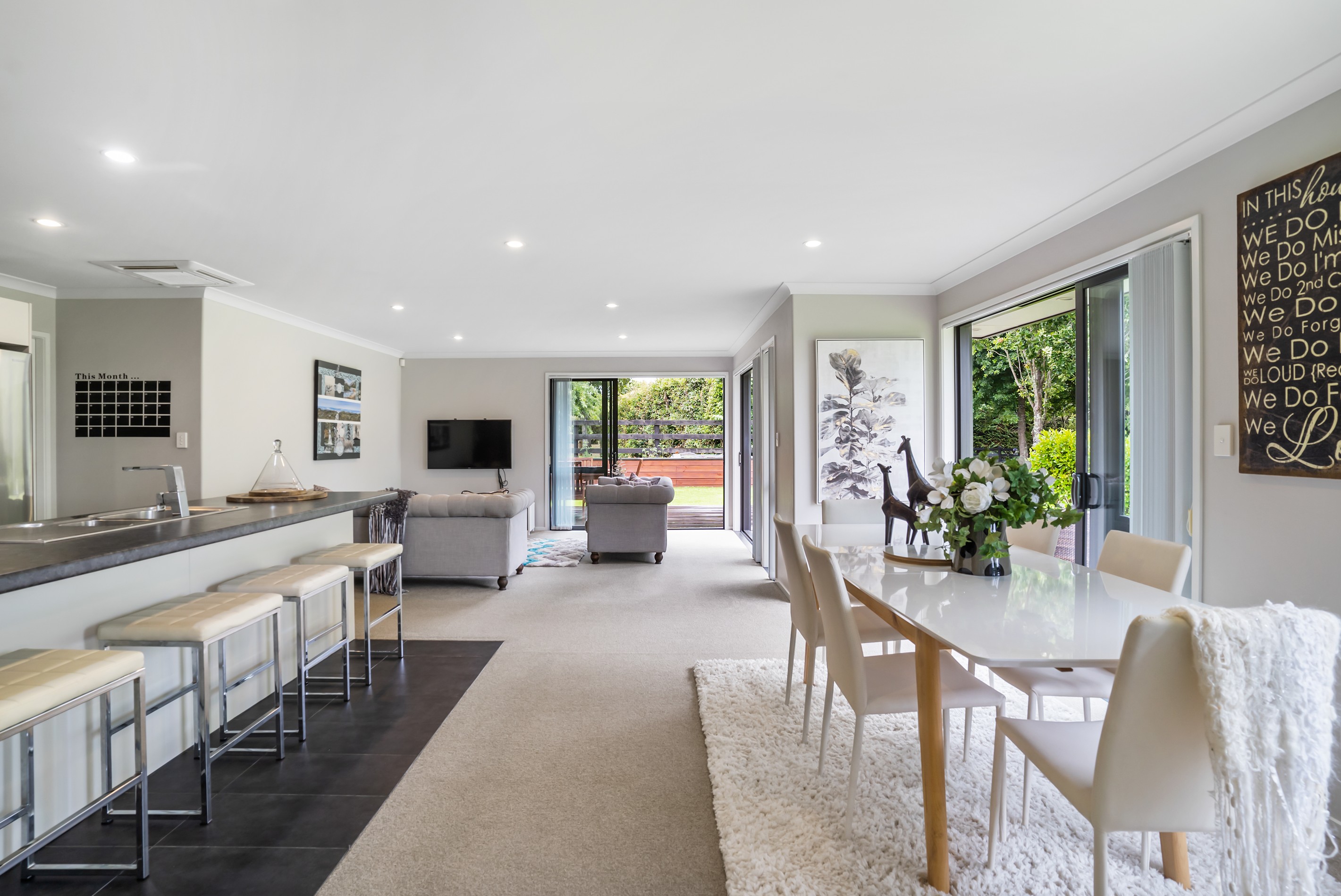 1 Pohutukawa Place, Karaka, Franklin