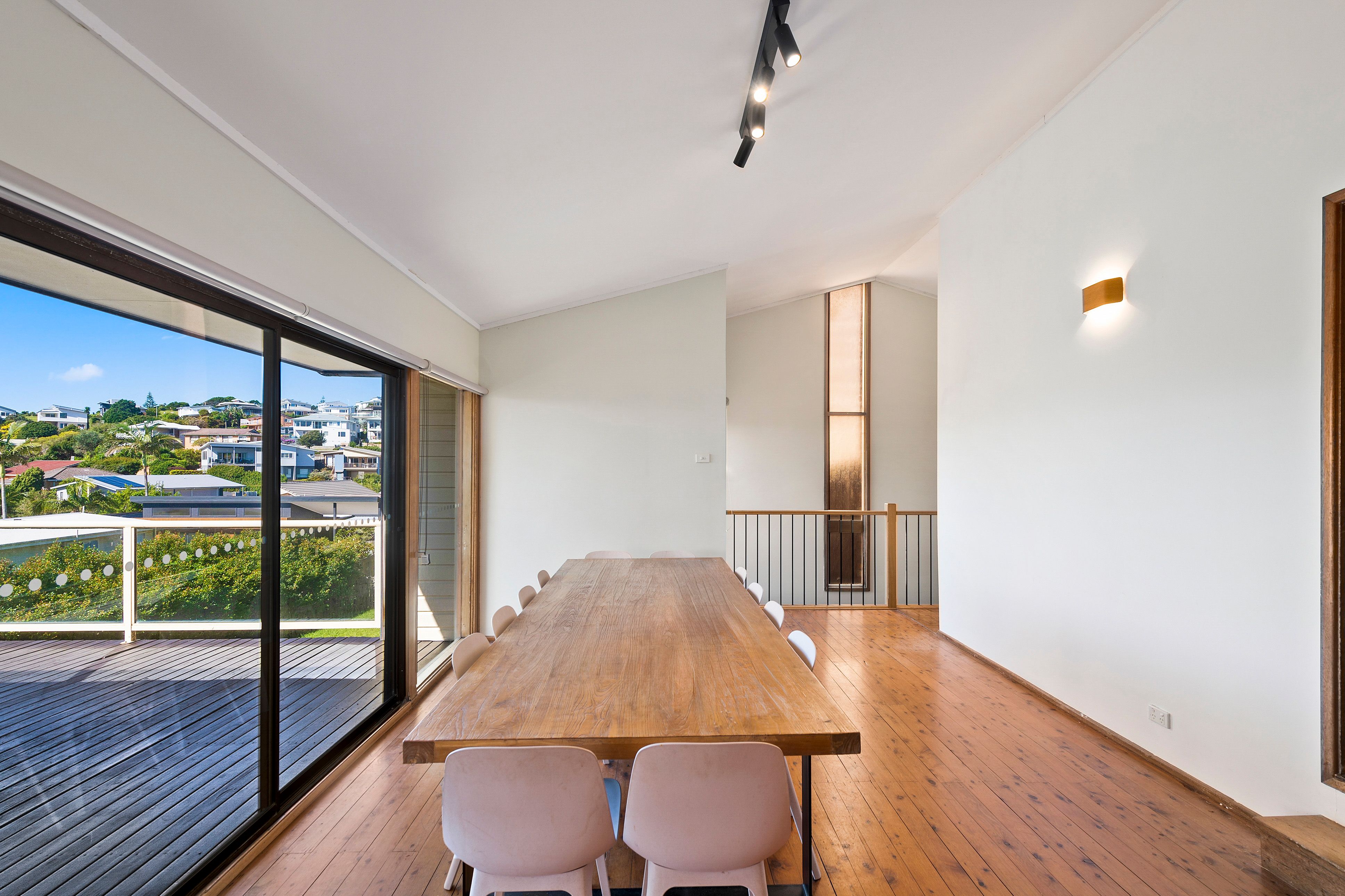 28 Armstrong Avenue — photo 6 of 13