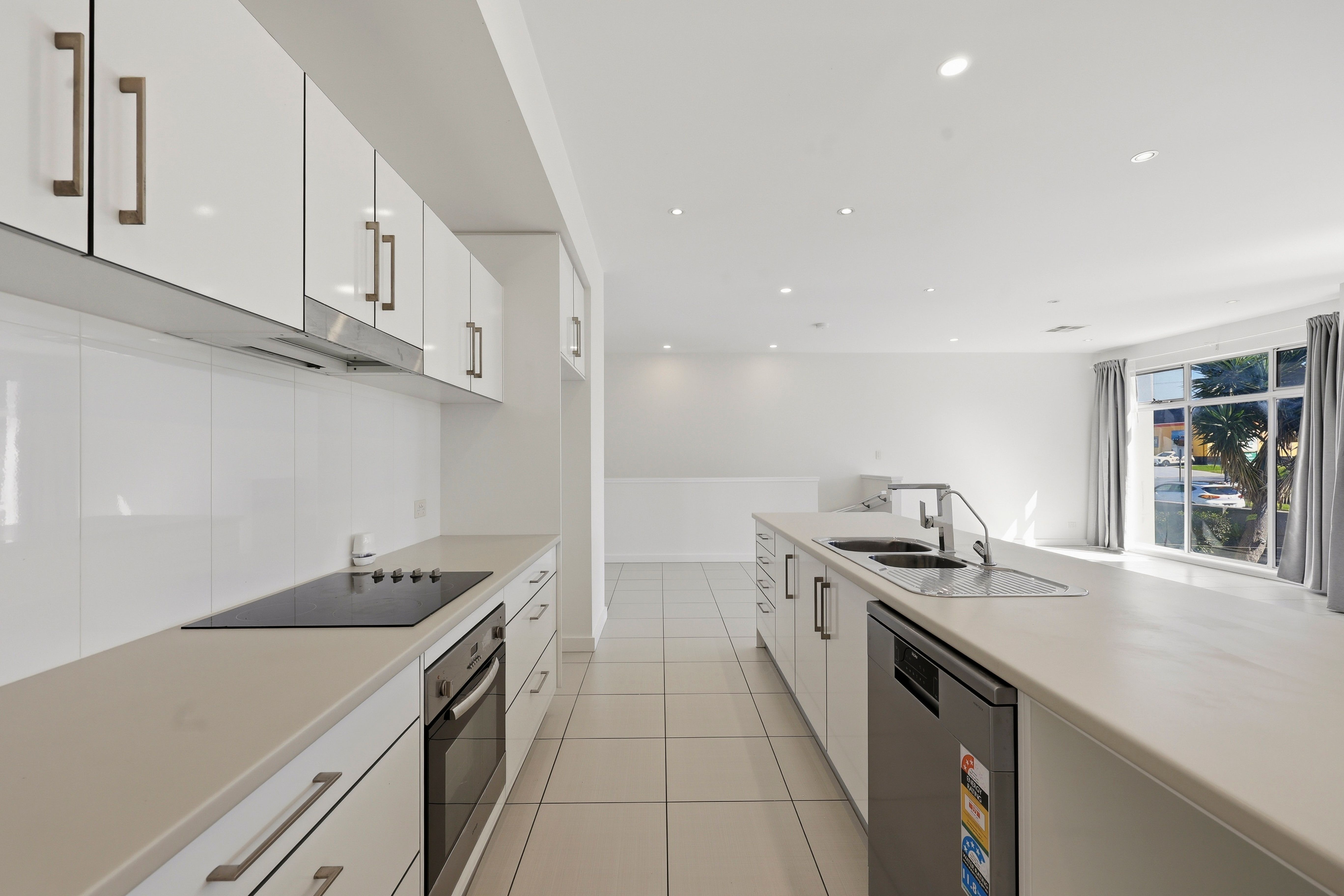 5/294-302 Port Elliot Road — photo 11 of 23