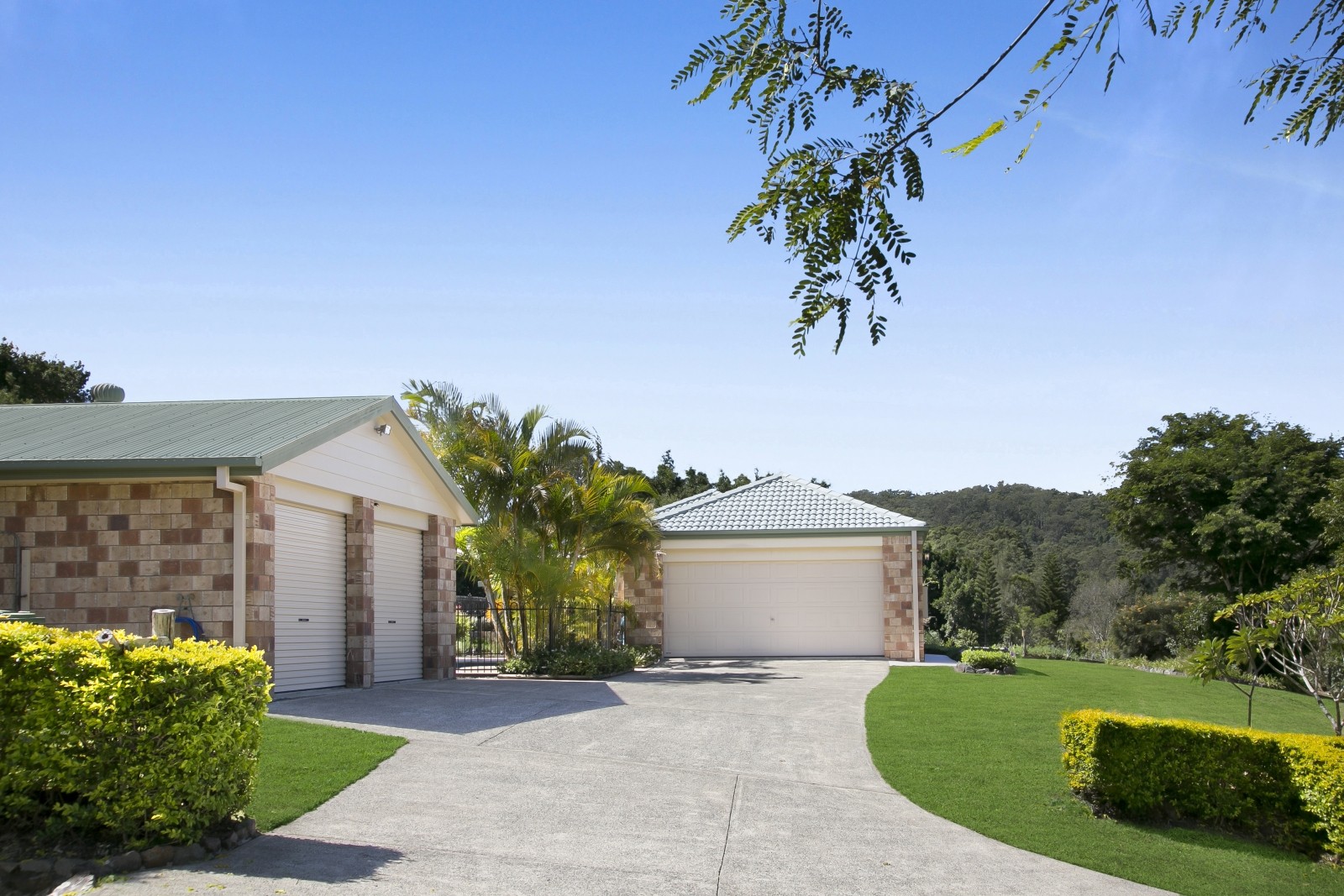 381 Bonogin Road, Bonogin, QLD 4213