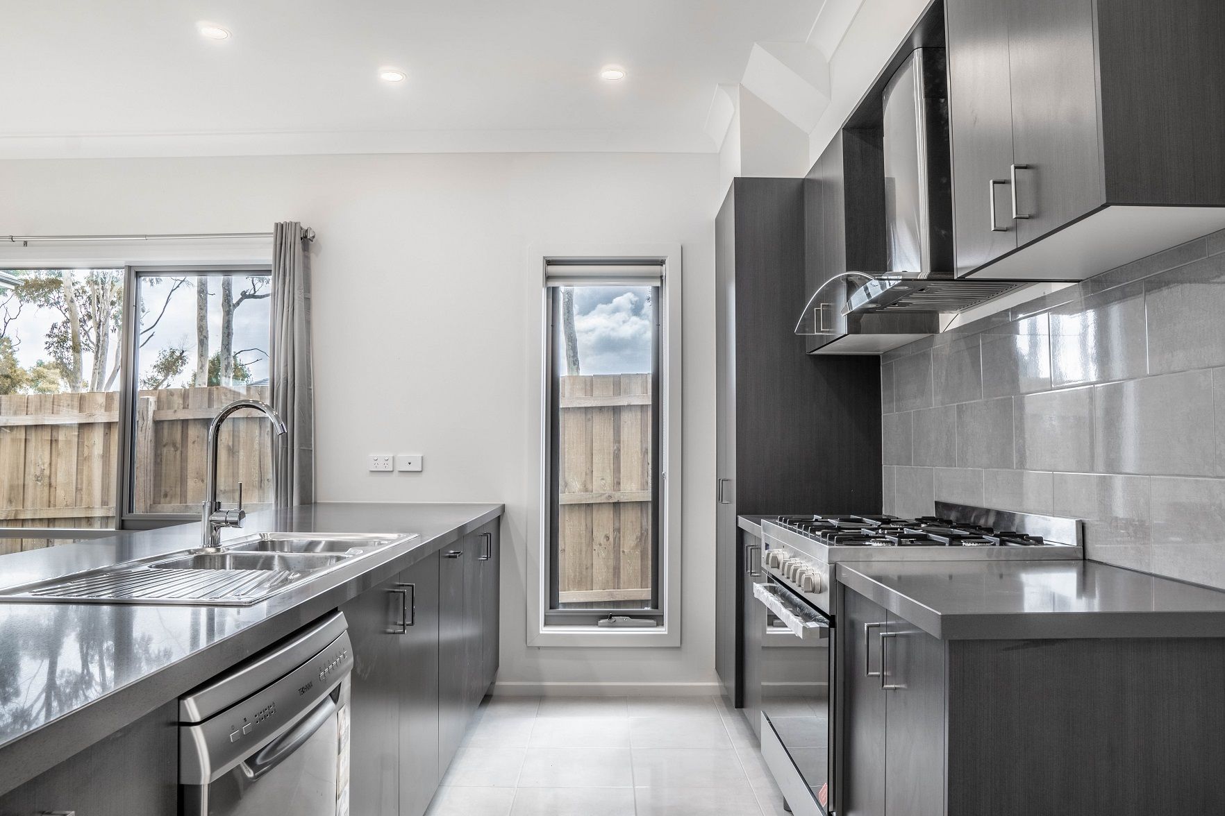 24A Biscay Grove, Lyndhurst, VIC 3975