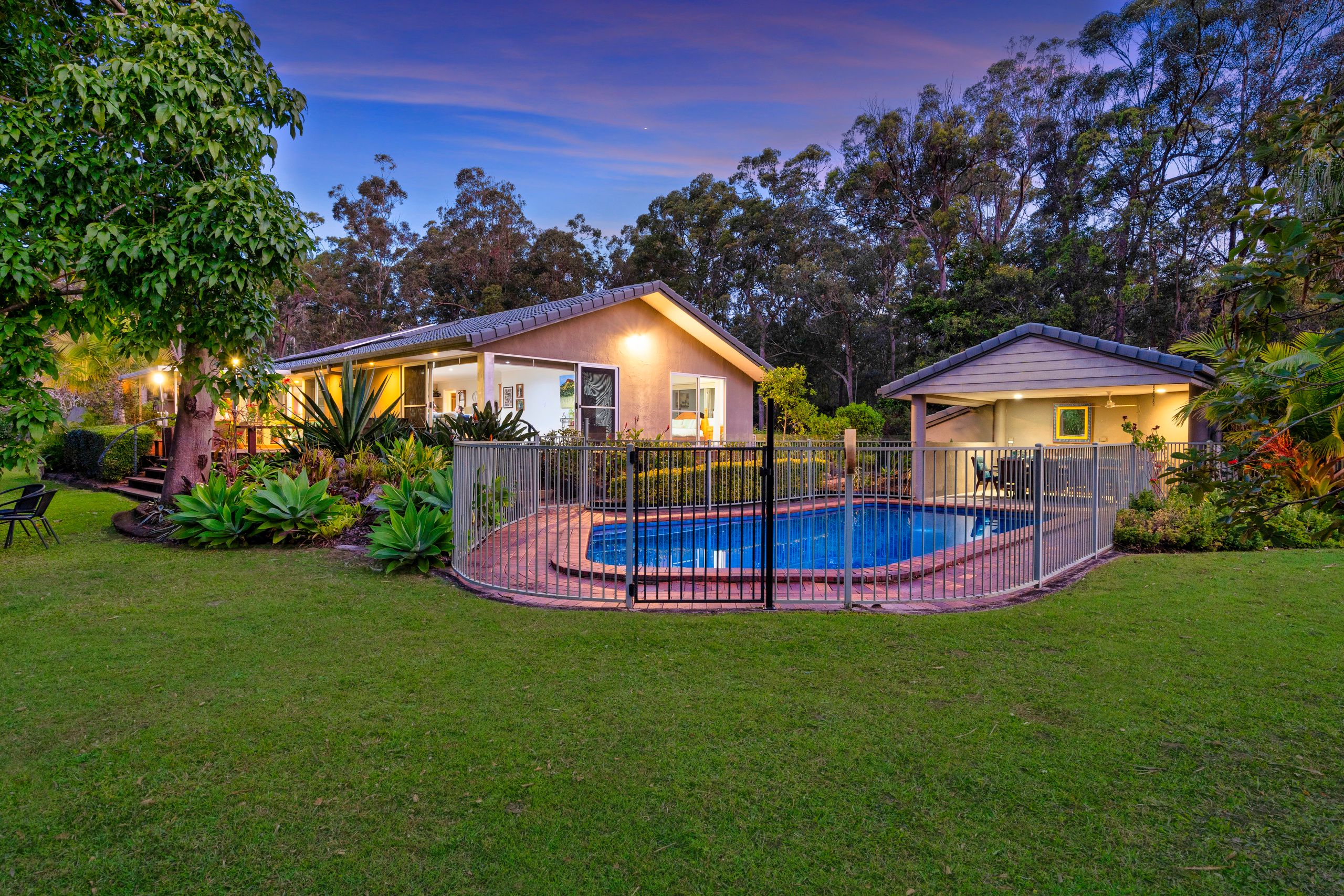 138 Lynwood Drive, Guanaba, QLD 4210