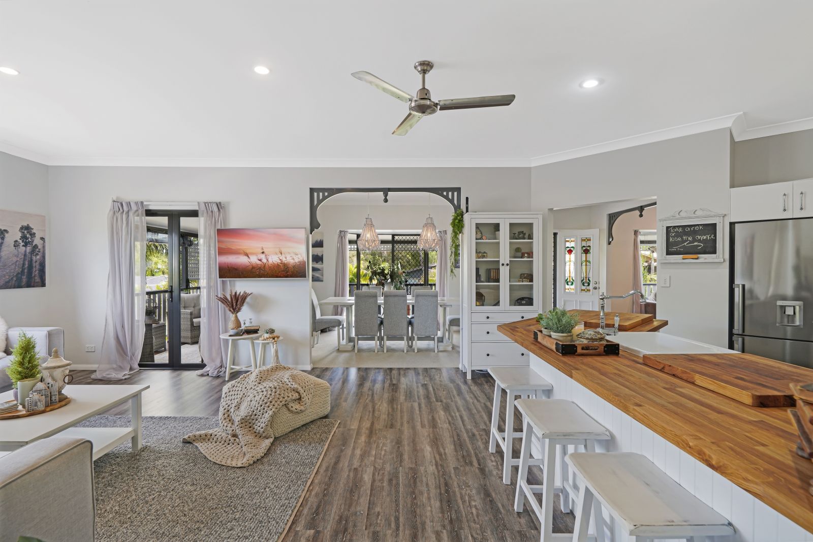 8 Parrot Court, Gilston, QLD 4211