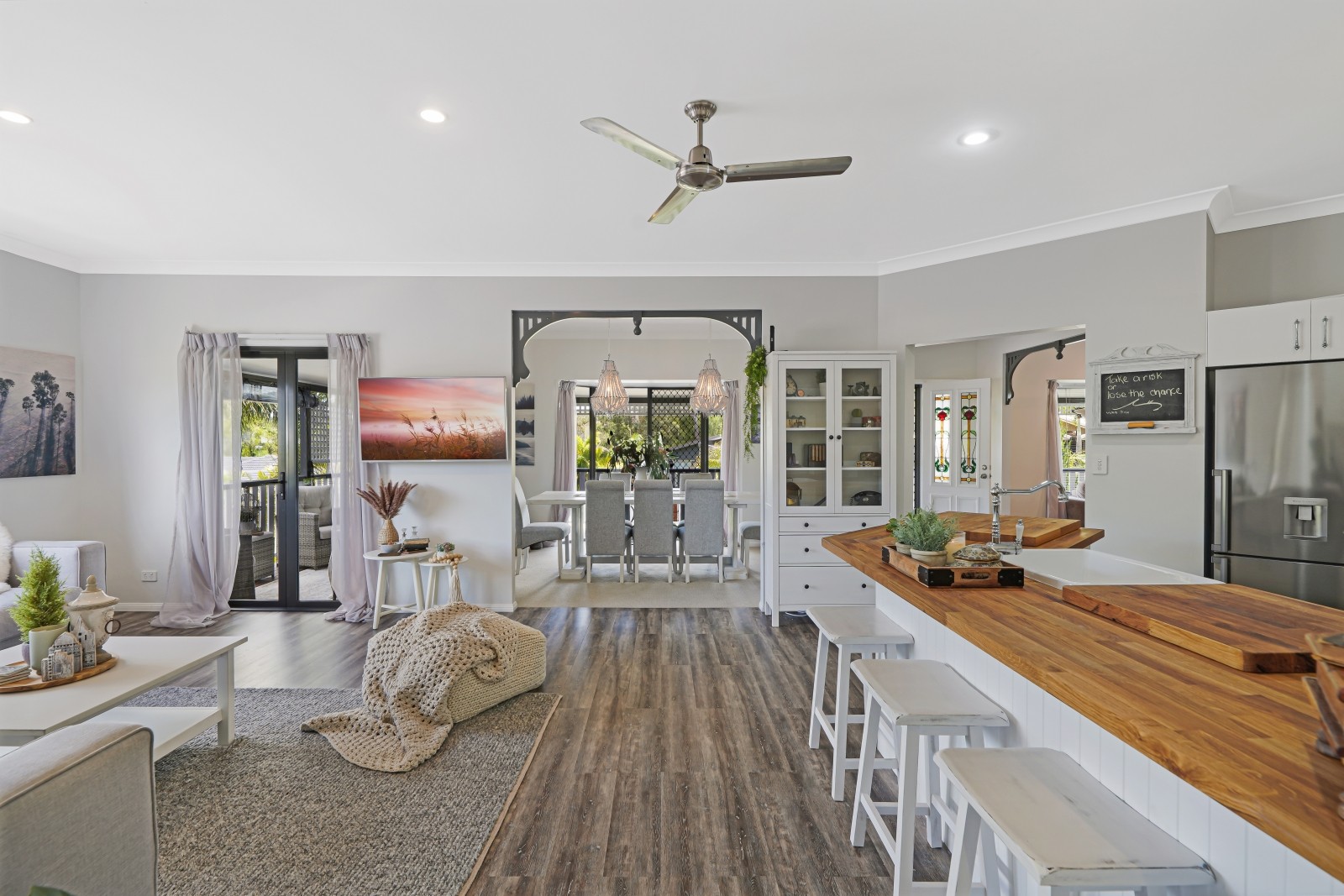 8 Parrot Court, Gilston, QLD 4211