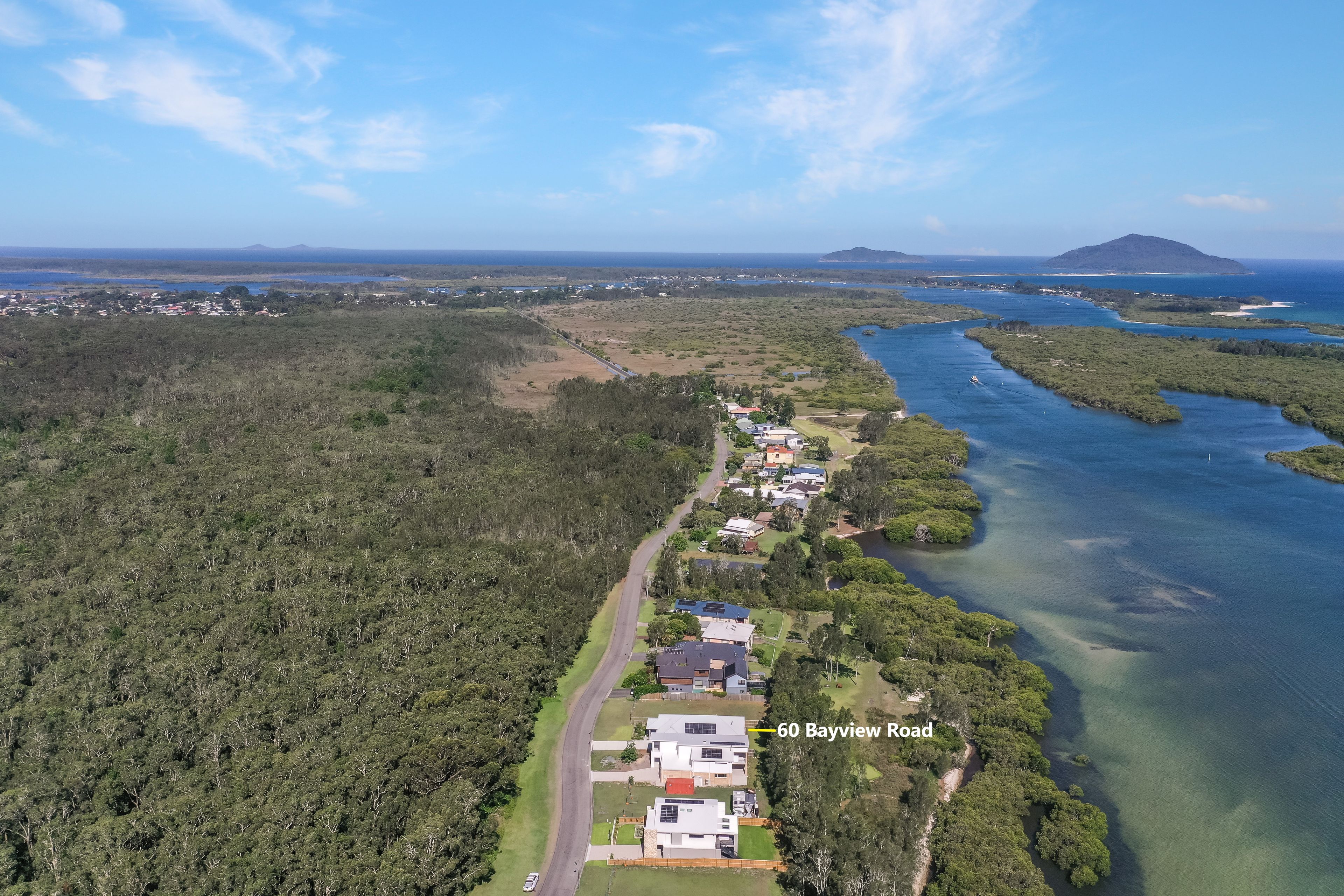 60 Bayview Road , Tea Gardens NSW 2324