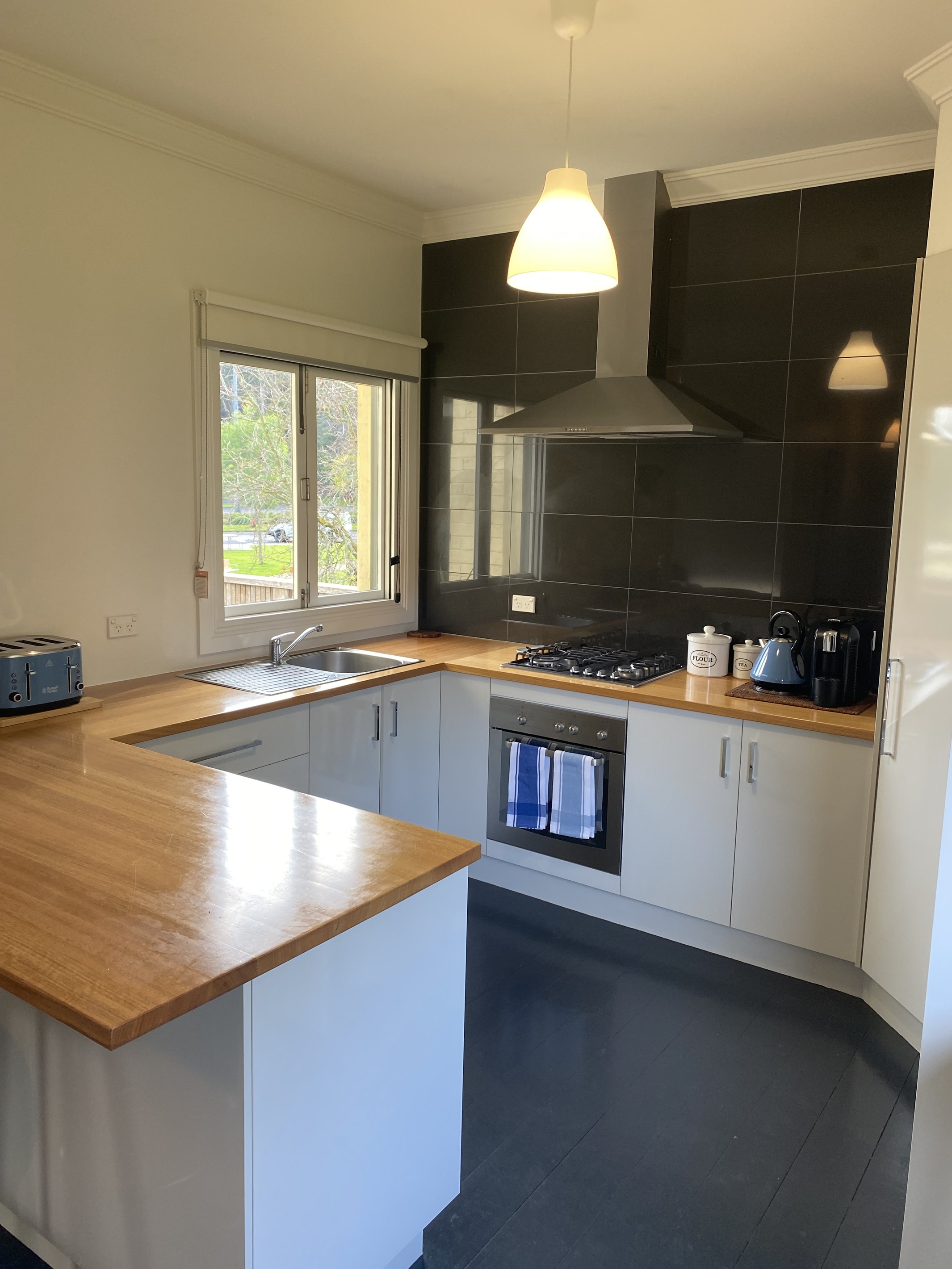 2/11 Timboon-Curdievale Road, Timboon, VIC 3268