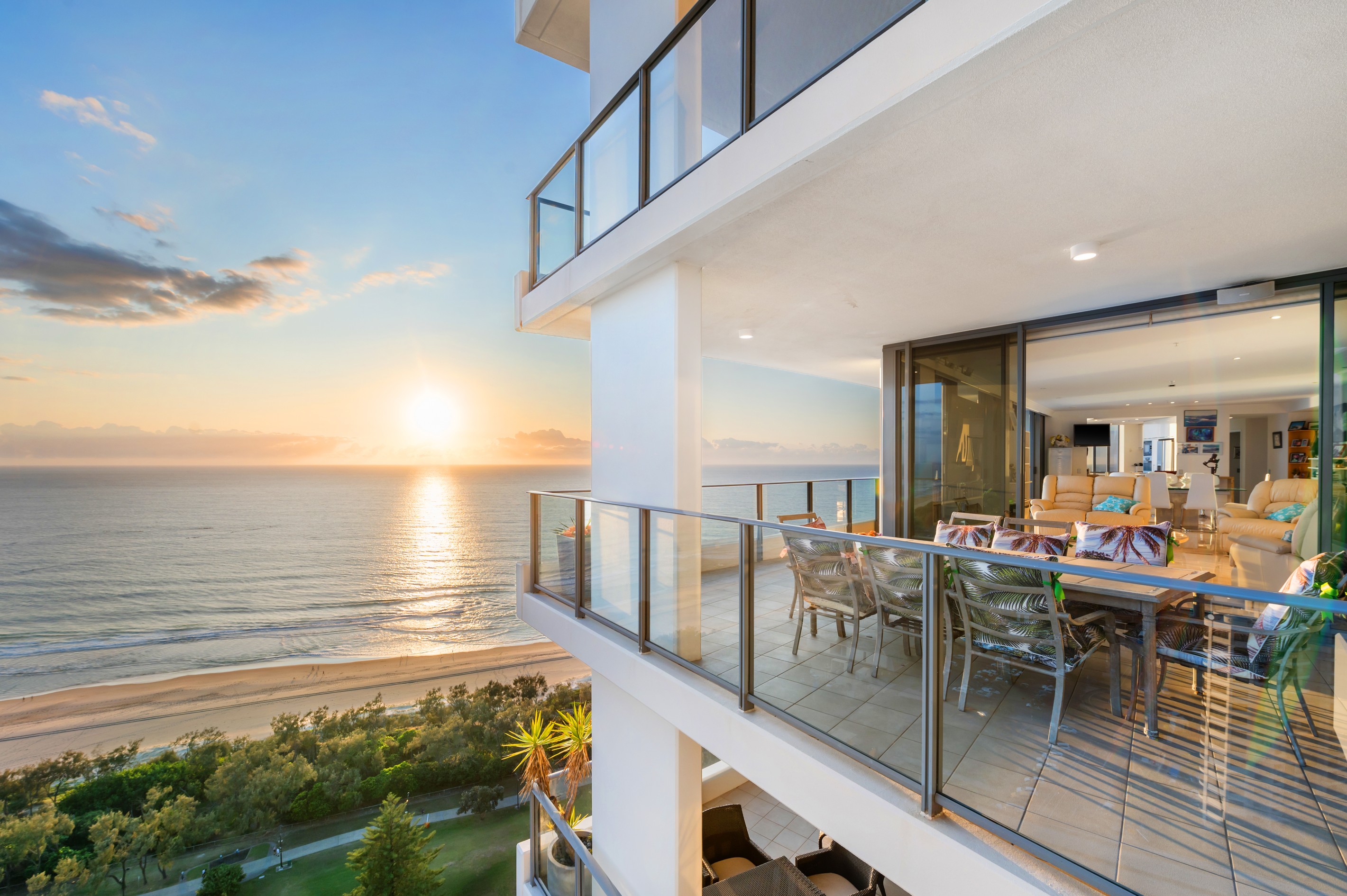 54/173 Old Burleigh Road, Broadbeach, QLD 4218