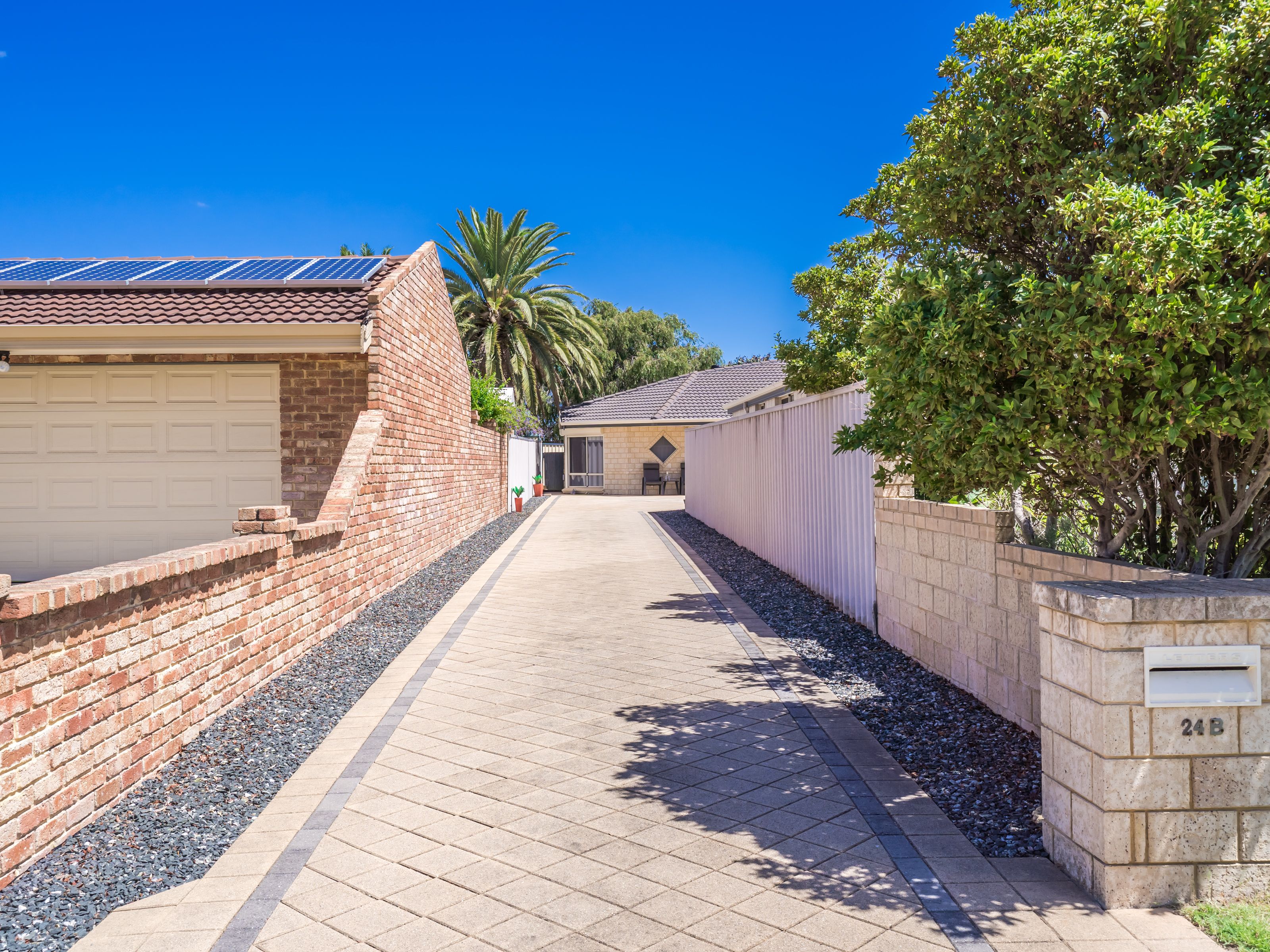 24b Chalmers Avenue, Waikiki, WA 6169