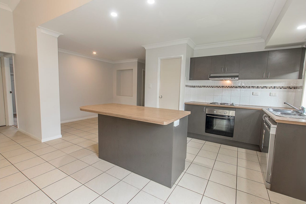 15 Petrie Way, Idalia, QLD 4811