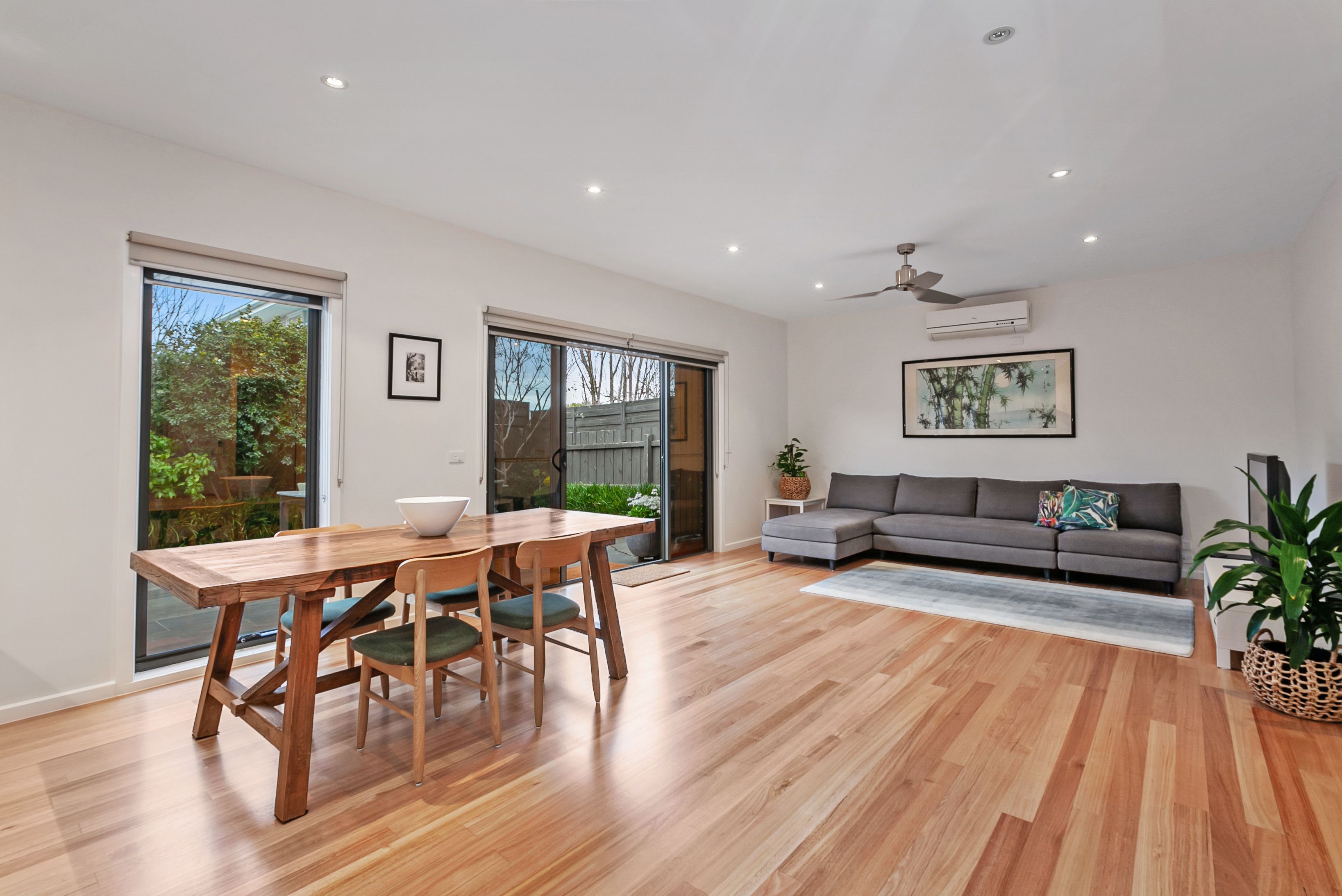 16 Lyonsville Avenue, Preston VIC 3072