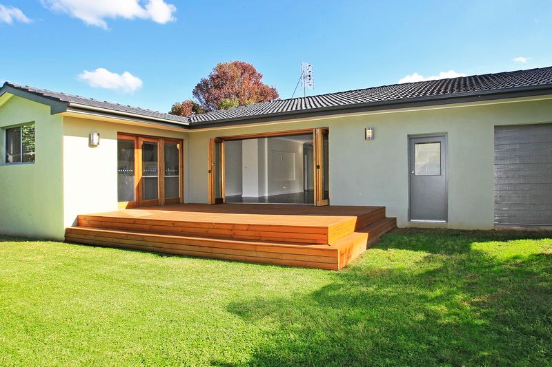 6 Lyrebird Drive, Nowra, NSW 2541
