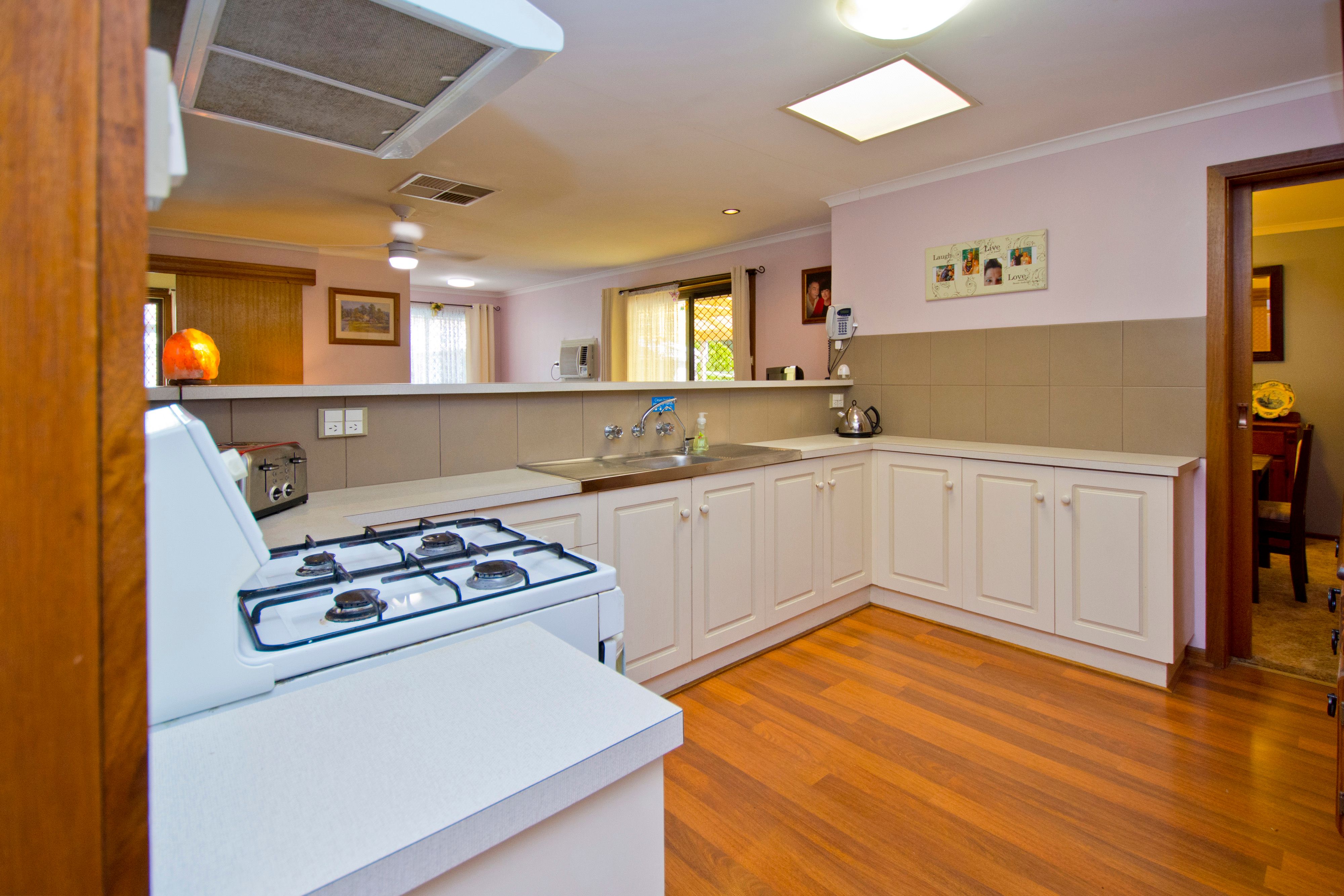4 Meningie Street, Craigmore, SA 5114
