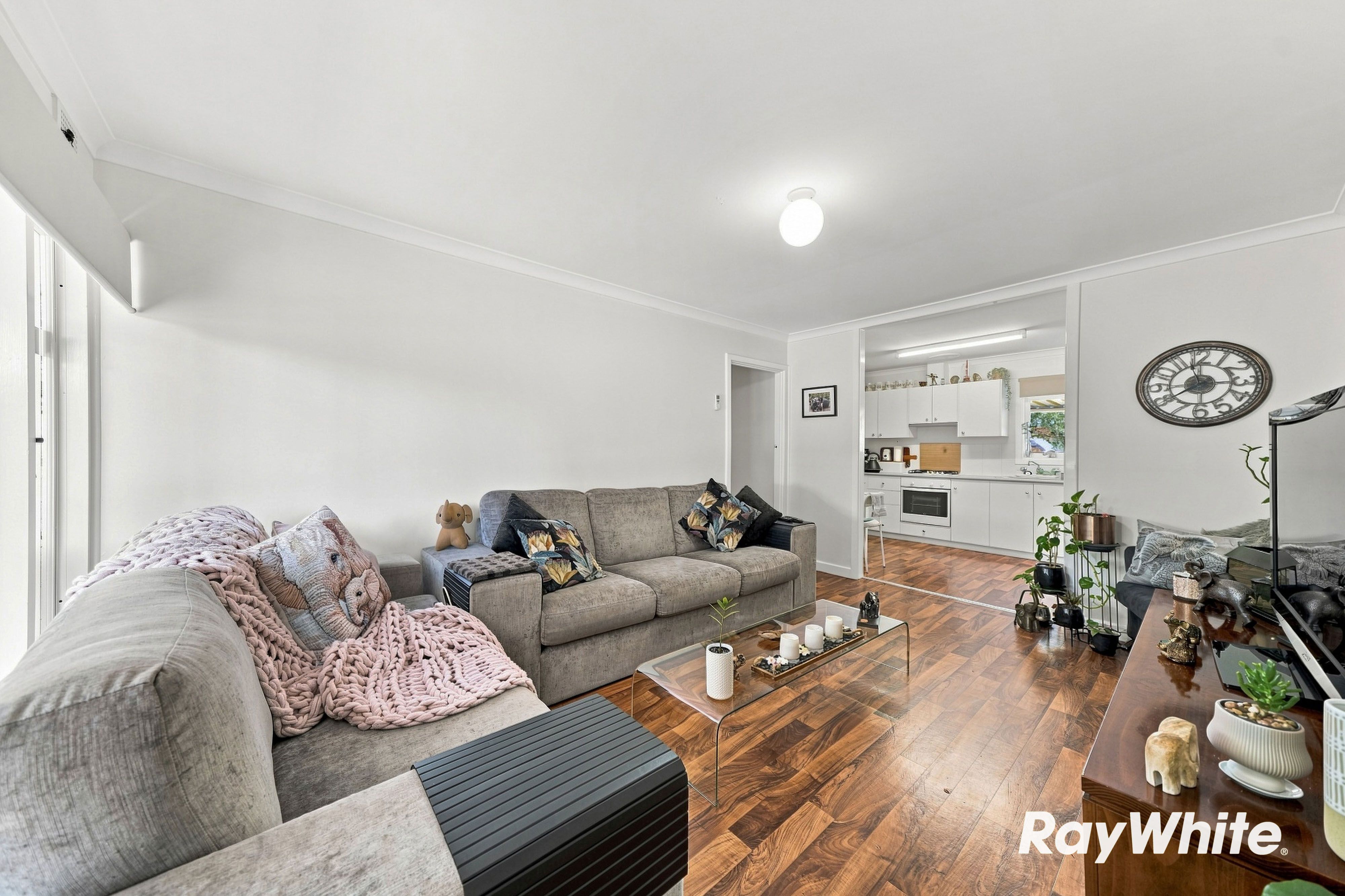 6/43 Golders Way — photo 7 of 25