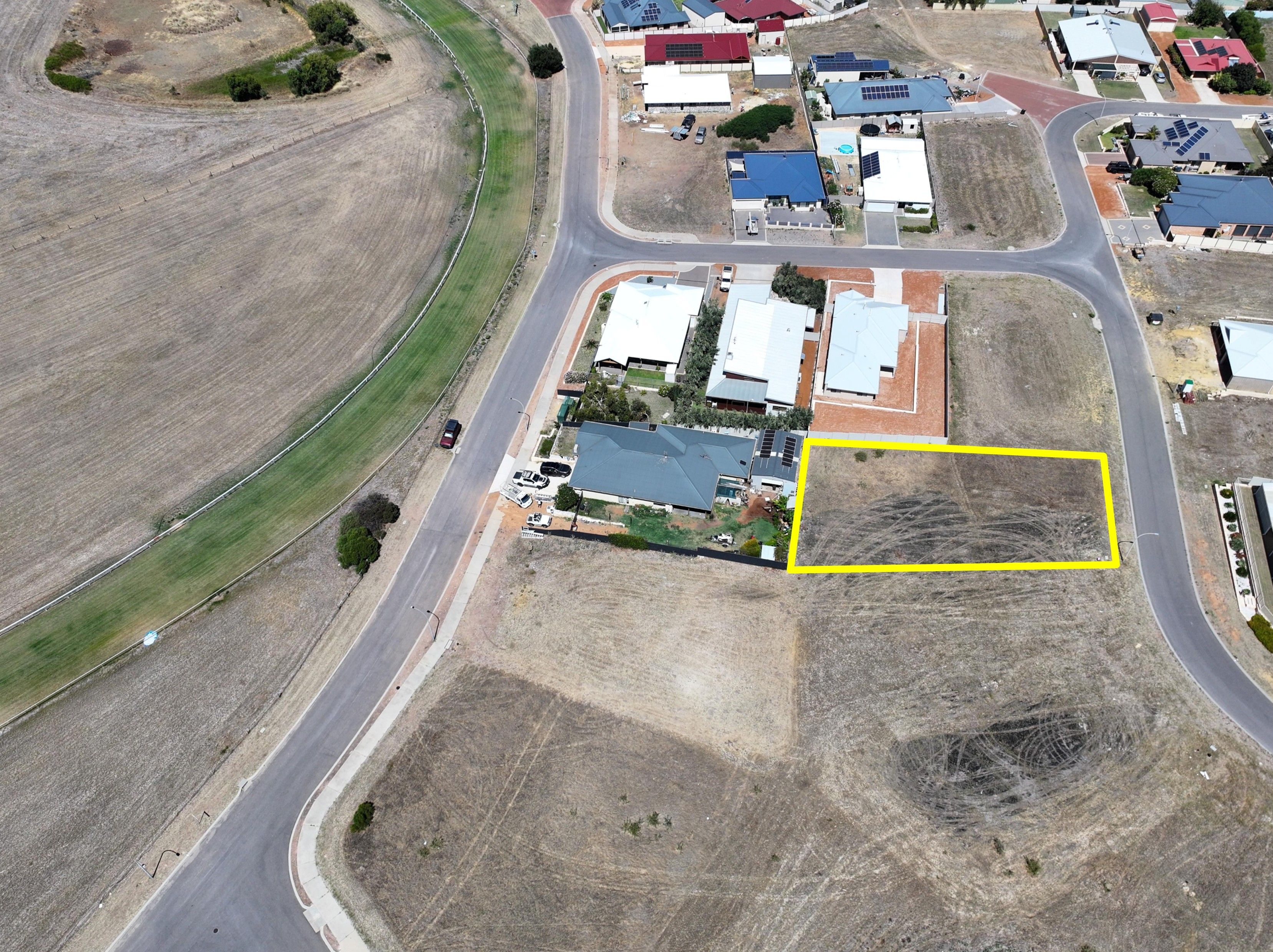 38 Premier Circle, Dongara, WA 6525