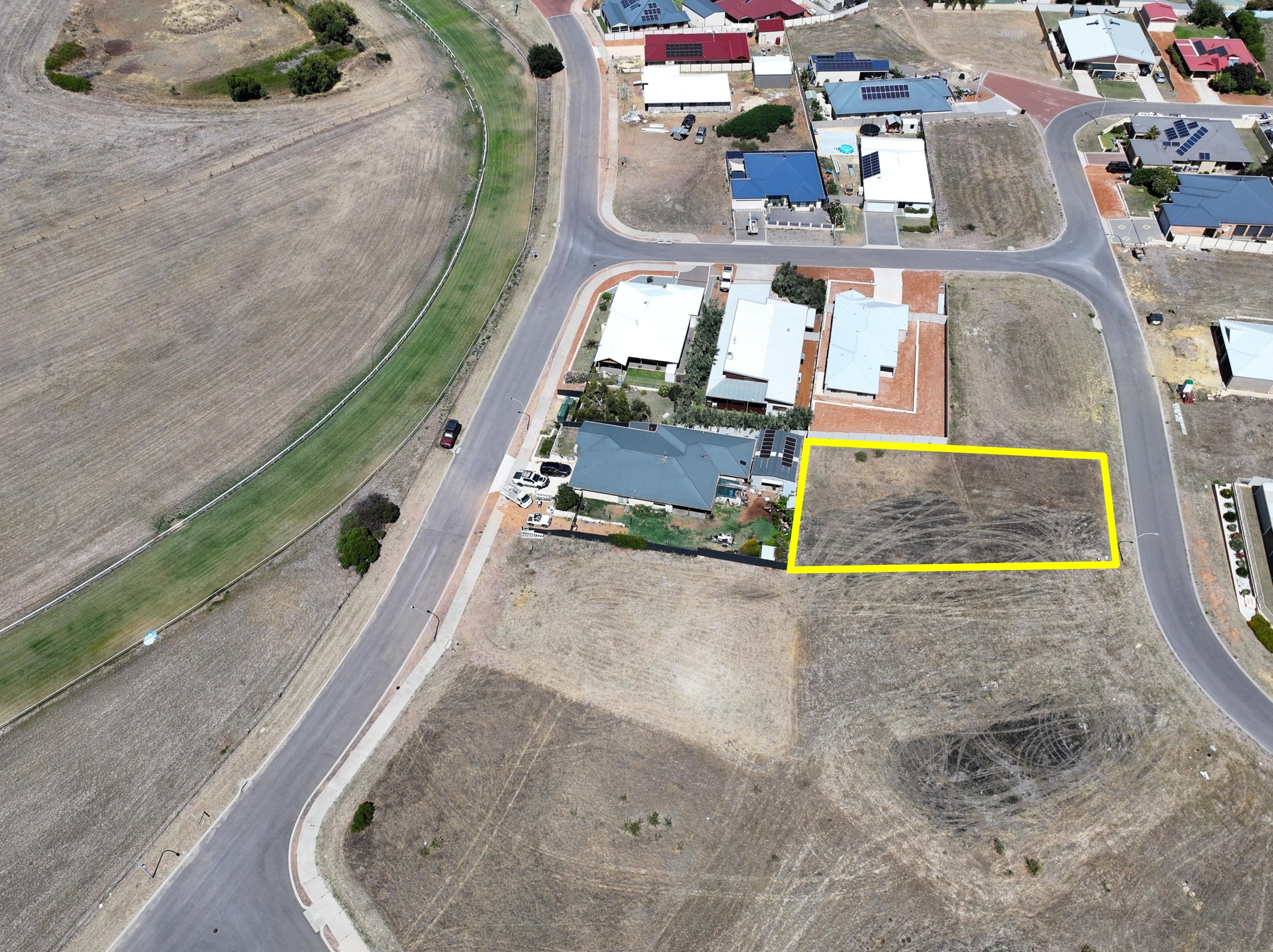 38 Premier Circle, Dongara, WA 6525