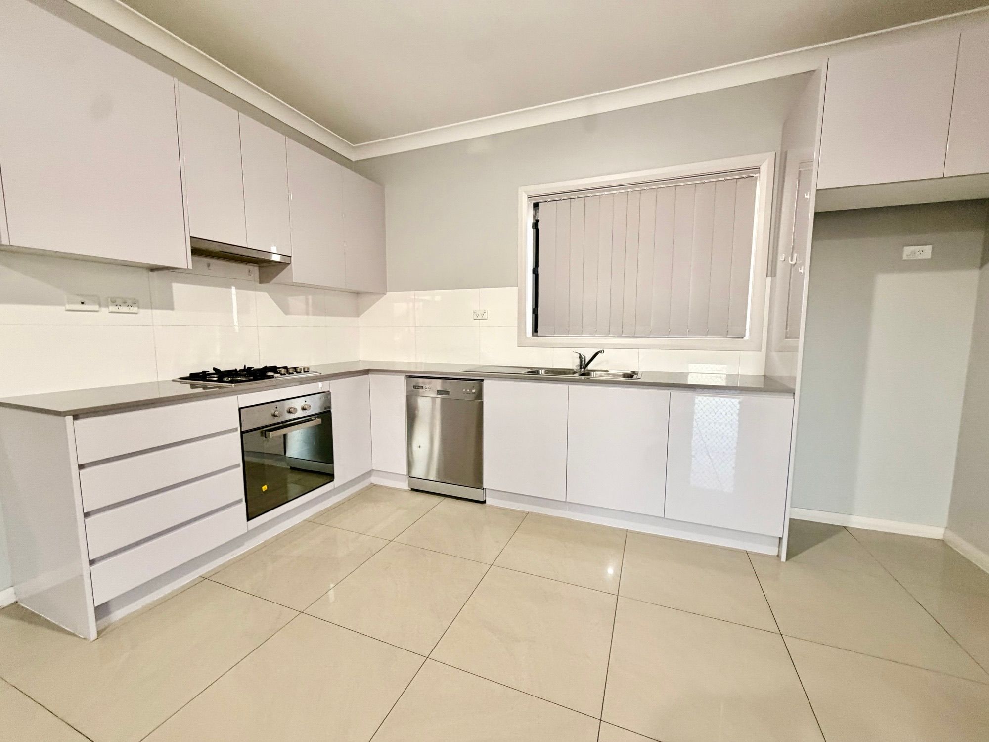 21A Pacific Palms Circuit, Hoxton Park, NSW 2171