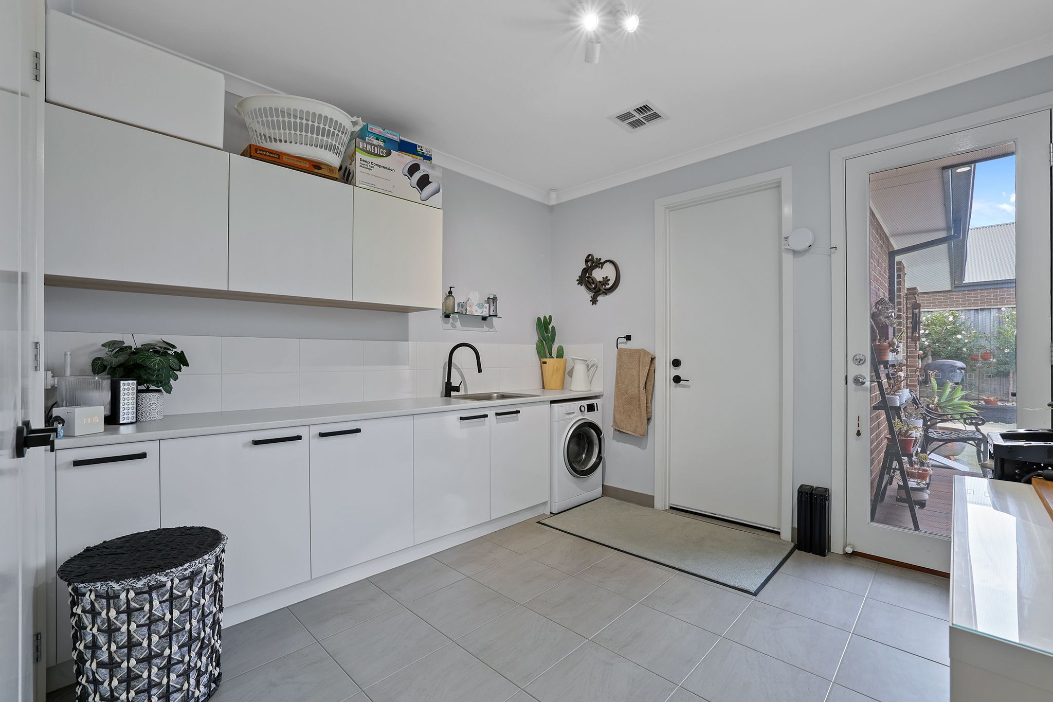 7 Violet Street — photo 17 of 27