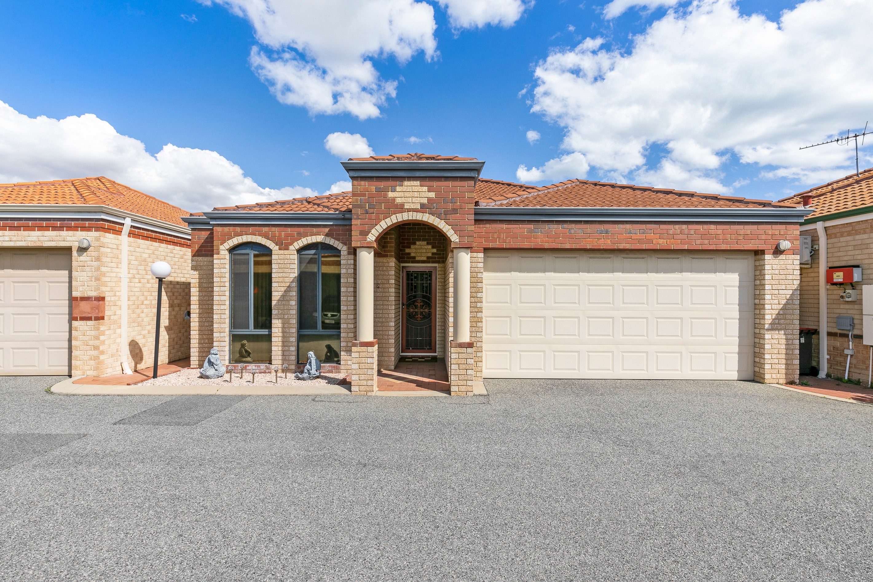 7/9 St Marks Drive, Hillarys, WA 6025