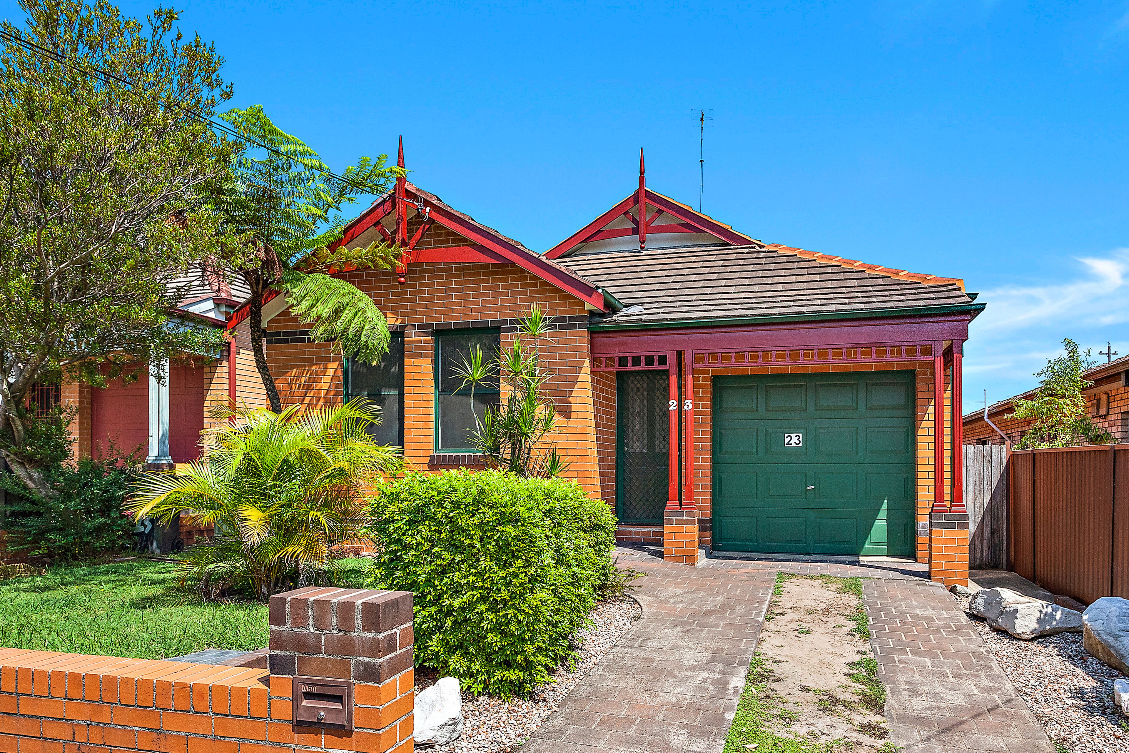 23 Broadford Street